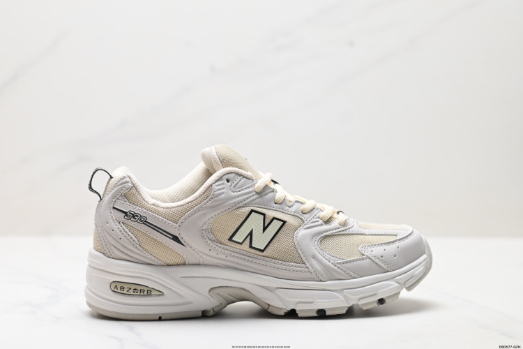New Balance 530: Zapatillas Retro para un Estilo Moderno y Confort Duradero 15 New Balance 530: Zapatillas Retro para un Estilo Moderno y Confort Duradero