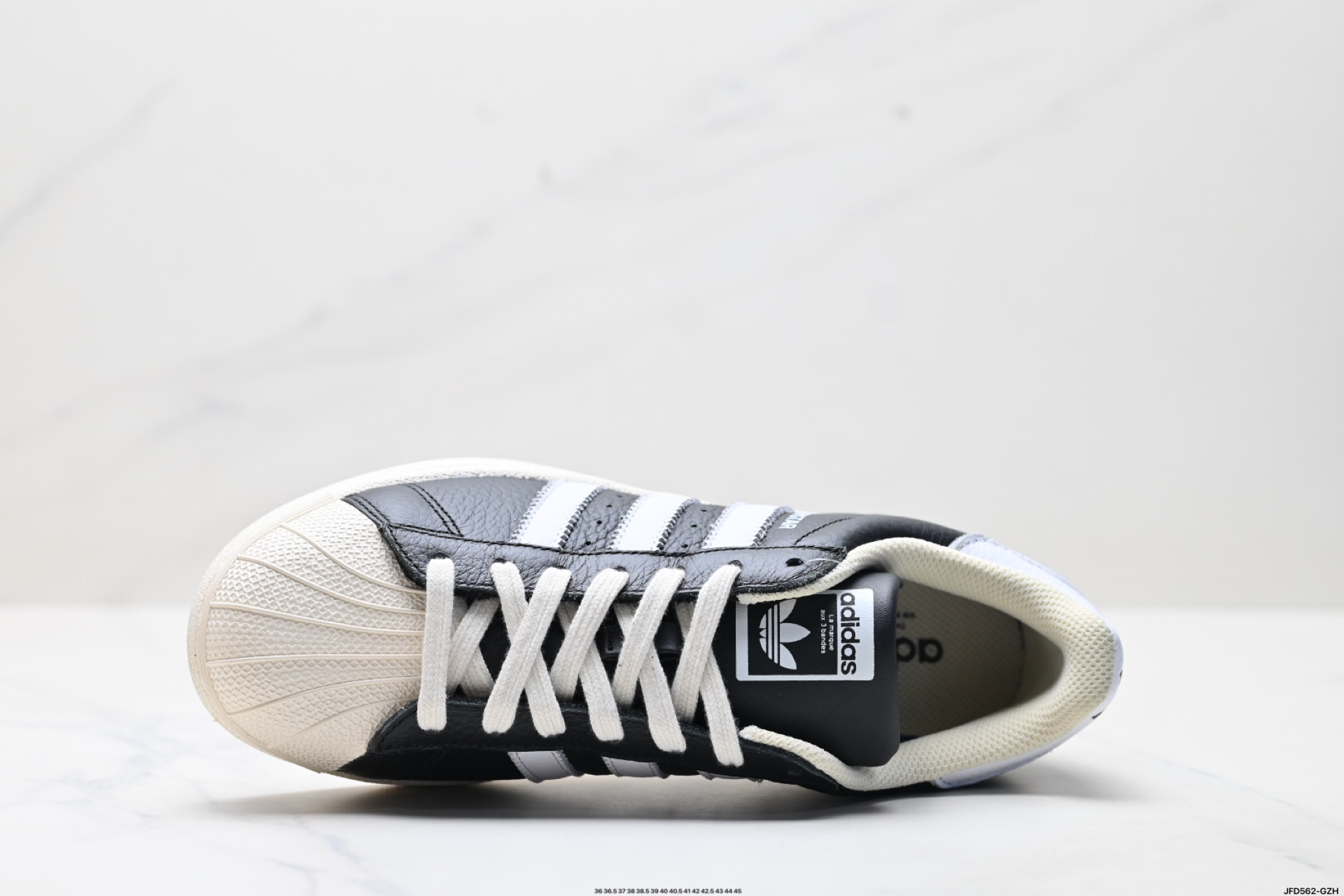 Adidas Originals Superstar: Clásico Atemporal para un Estilo Casual y Deportivo 3 i1750956079794 185 0 1