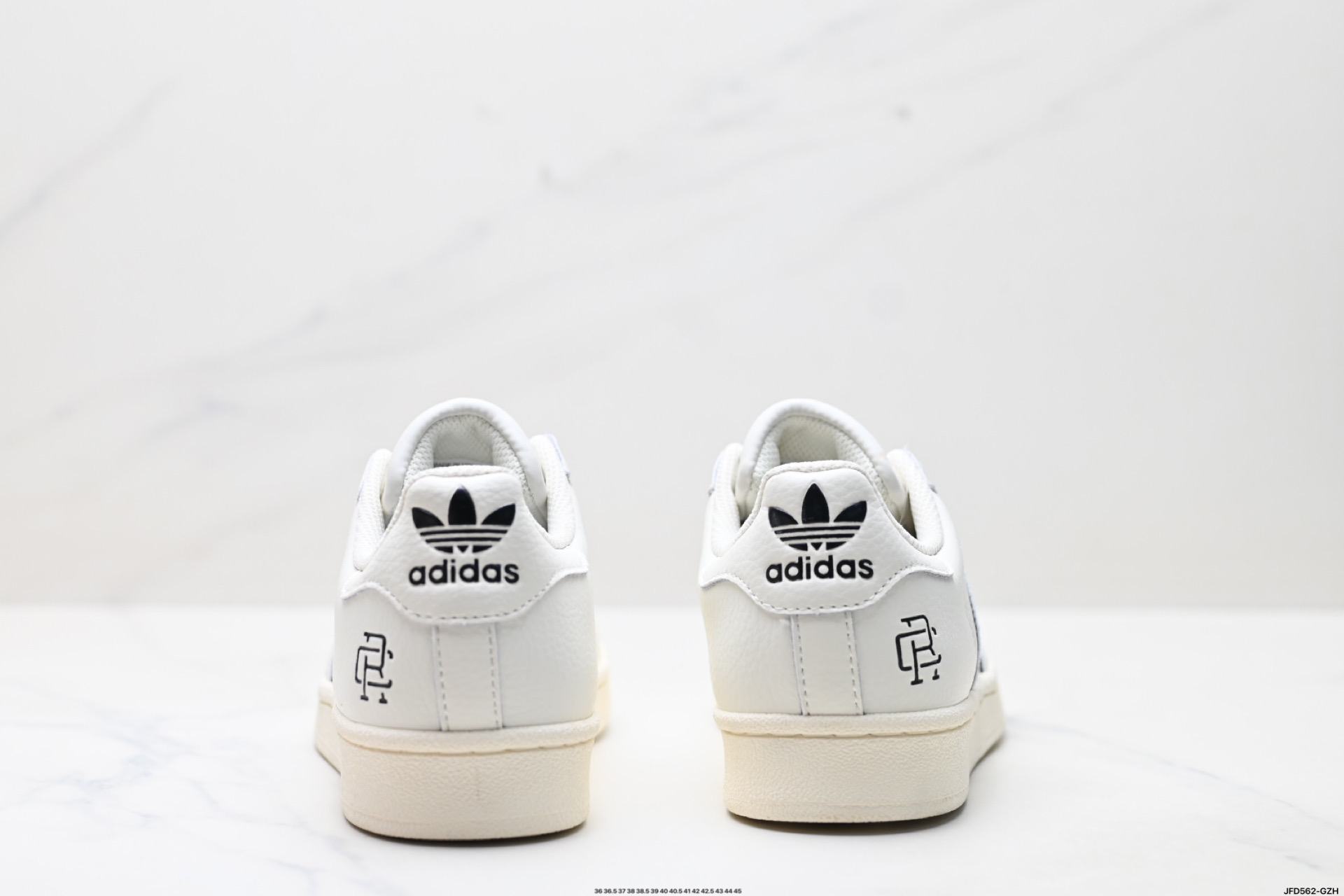 Adidas Originals Superstar: Clásicos Atemporales para un Estilo Versátil 7 i1750956220289 1121 0 5