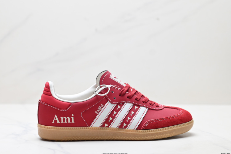 Adidas Originals Samba OG: Classic Style, Premium Comfort - Size XR0006 1 Adidas Originals Samba OG: Classic Style, Premium Comfort – Size XR0006