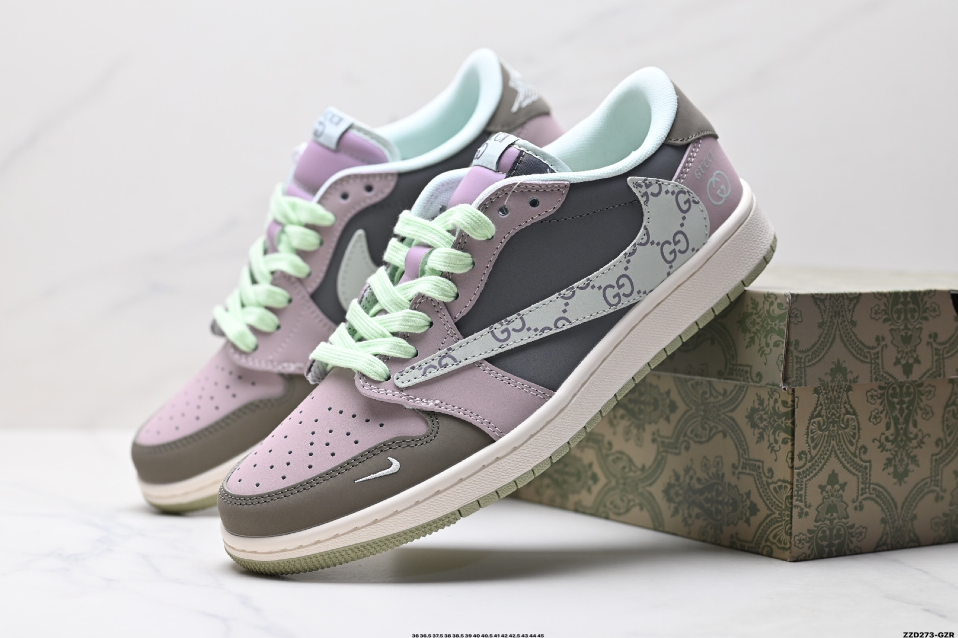 260 Nike Air Jordan 1 x Travis Scott AJ1倒勾 乔一倒钩 ‘DIY’定制 耐克 低帮文化篮球鞋 XD0798-305