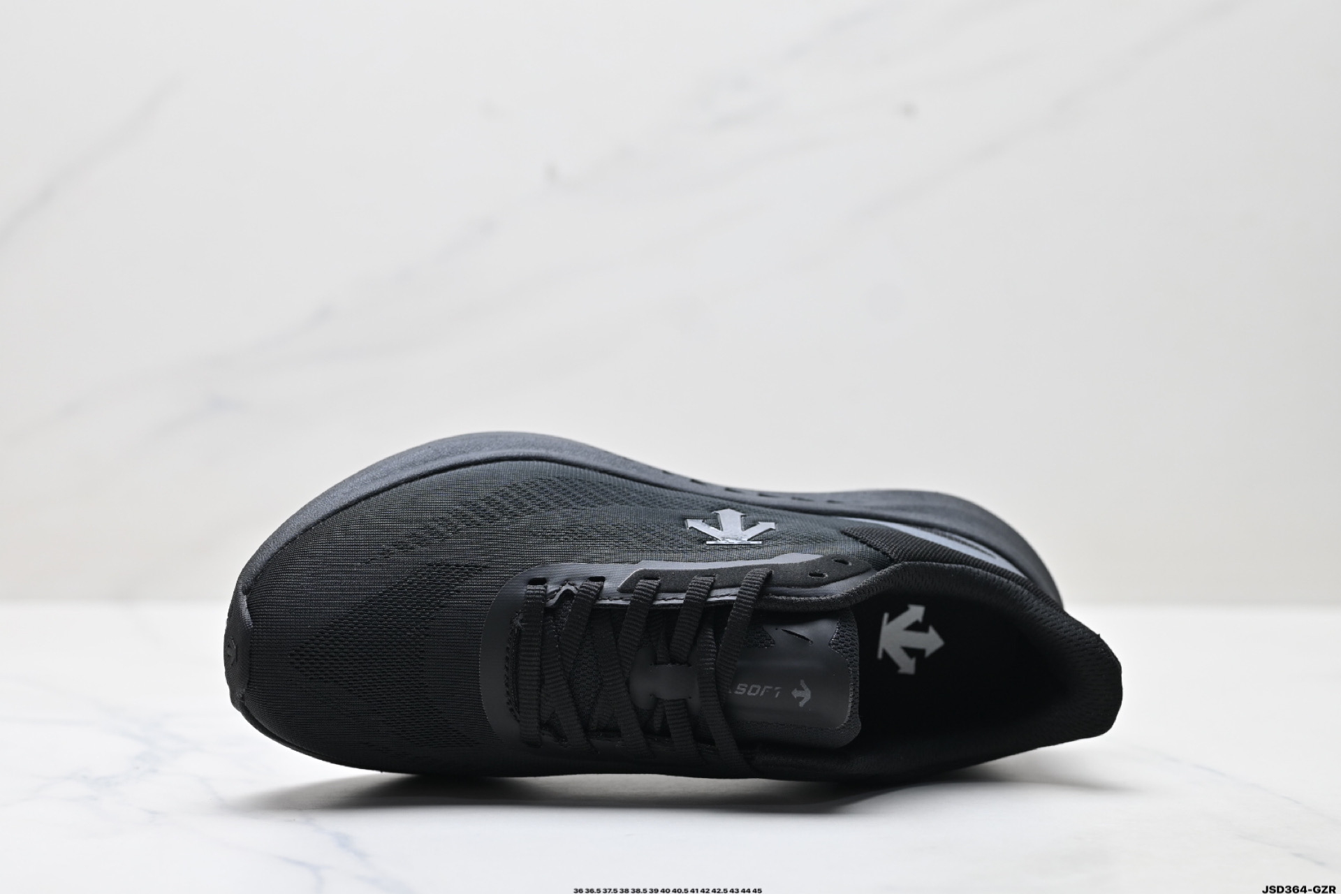 210 迪桑特DESCENTE RUN STEP 舒适百搭减震耐磨轻便 低帮 休闲训练长跑城市通勤跑步鞋 SQ113RRN14