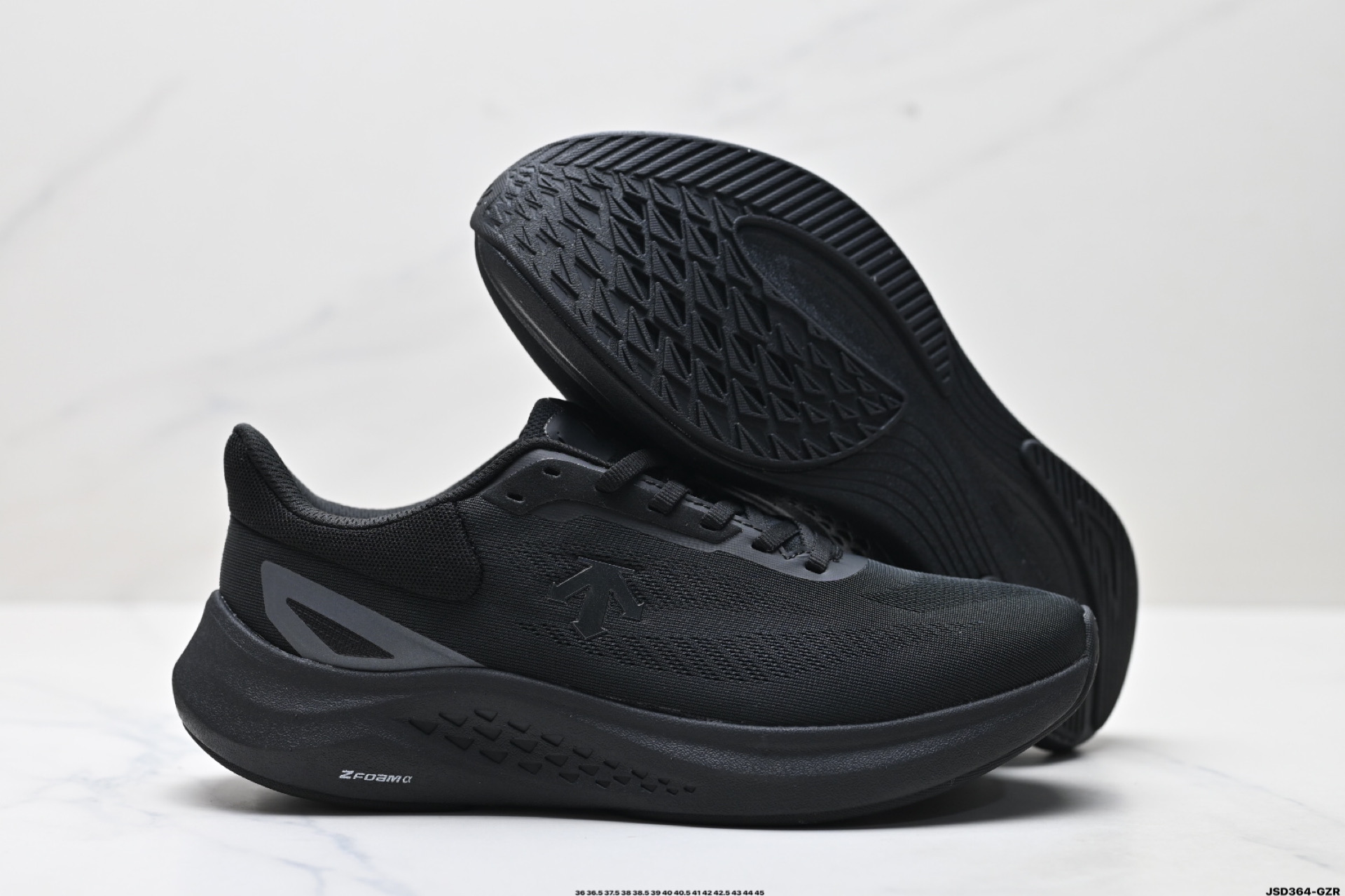 210 迪桑特DESCENTE RUN STEP 舒适百搭减震耐磨轻便 低帮 休闲训练长跑城市通勤跑步鞋 SQ113RRN14