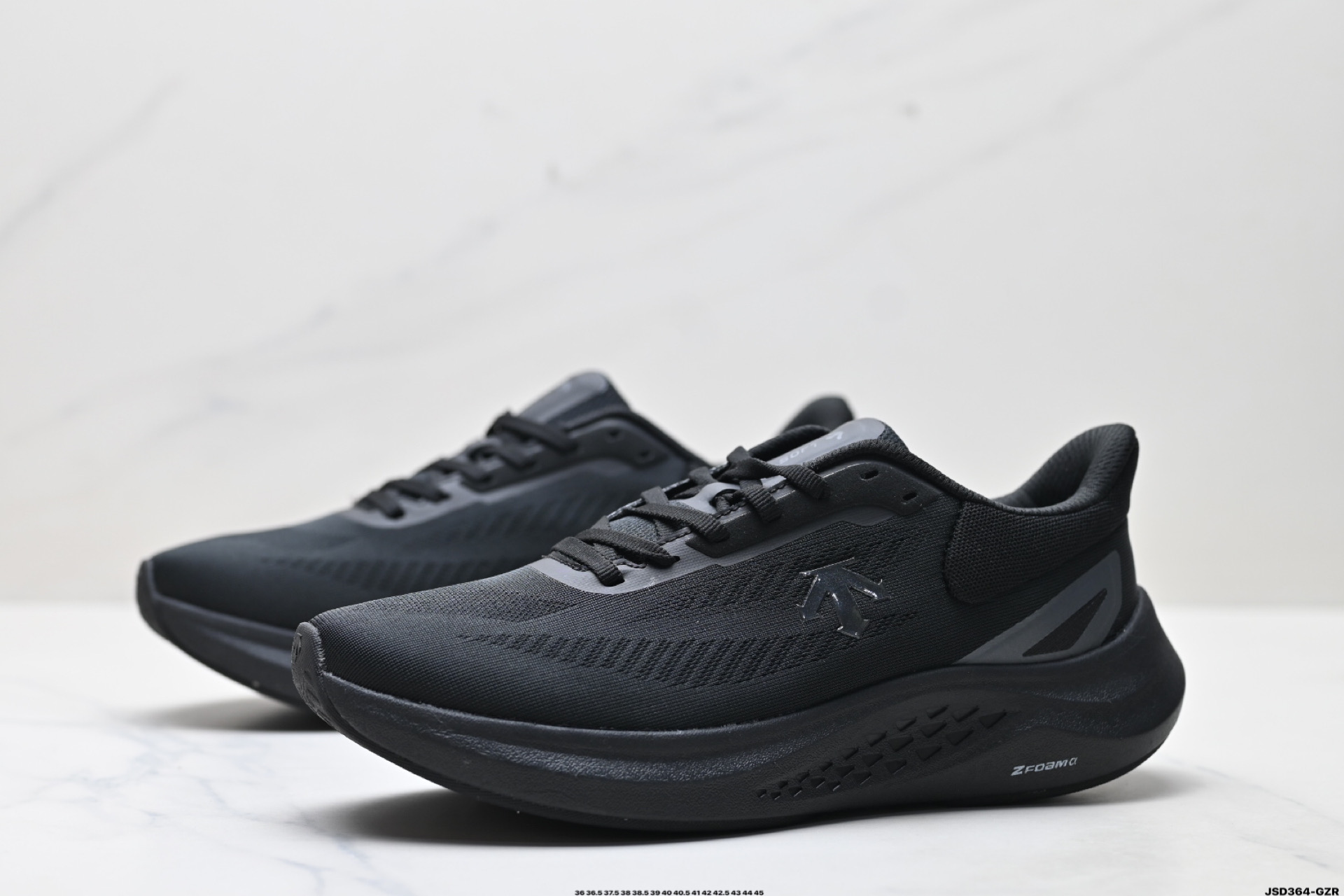 210 迪桑特DESCENTE RUN STEP 舒适百搭减震耐磨轻便 低帮 休闲训练长跑城市通勤跑步鞋 SQ113RRN14