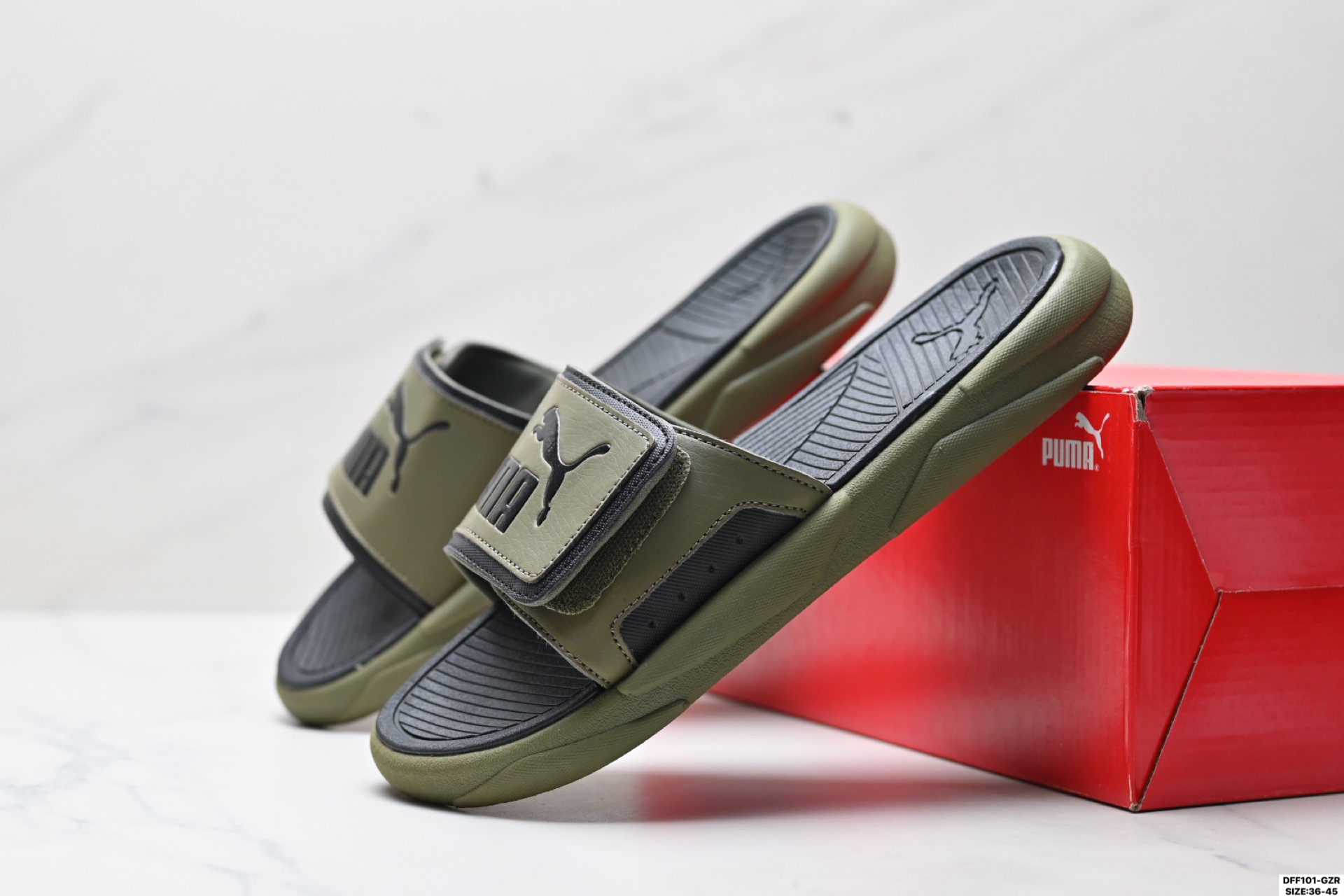 75 PUMA Royalcat Comfort Denim 彪马 魔术贴 舒适透气 橡胶底拖鞋 拖鞋 389154-01-Chinese UA Cheap High Quatity Brand Clothes Bags handbags Sneakers wholesale wholesaler seller from China Factory suppliers Fashion Clothing Shoes best Quality Beautiful Price 75 PUMA Royalcat Comfort Denim 彪马 魔术贴 舒适透气 橡胶底拖鞋 拖鞋 389154-01