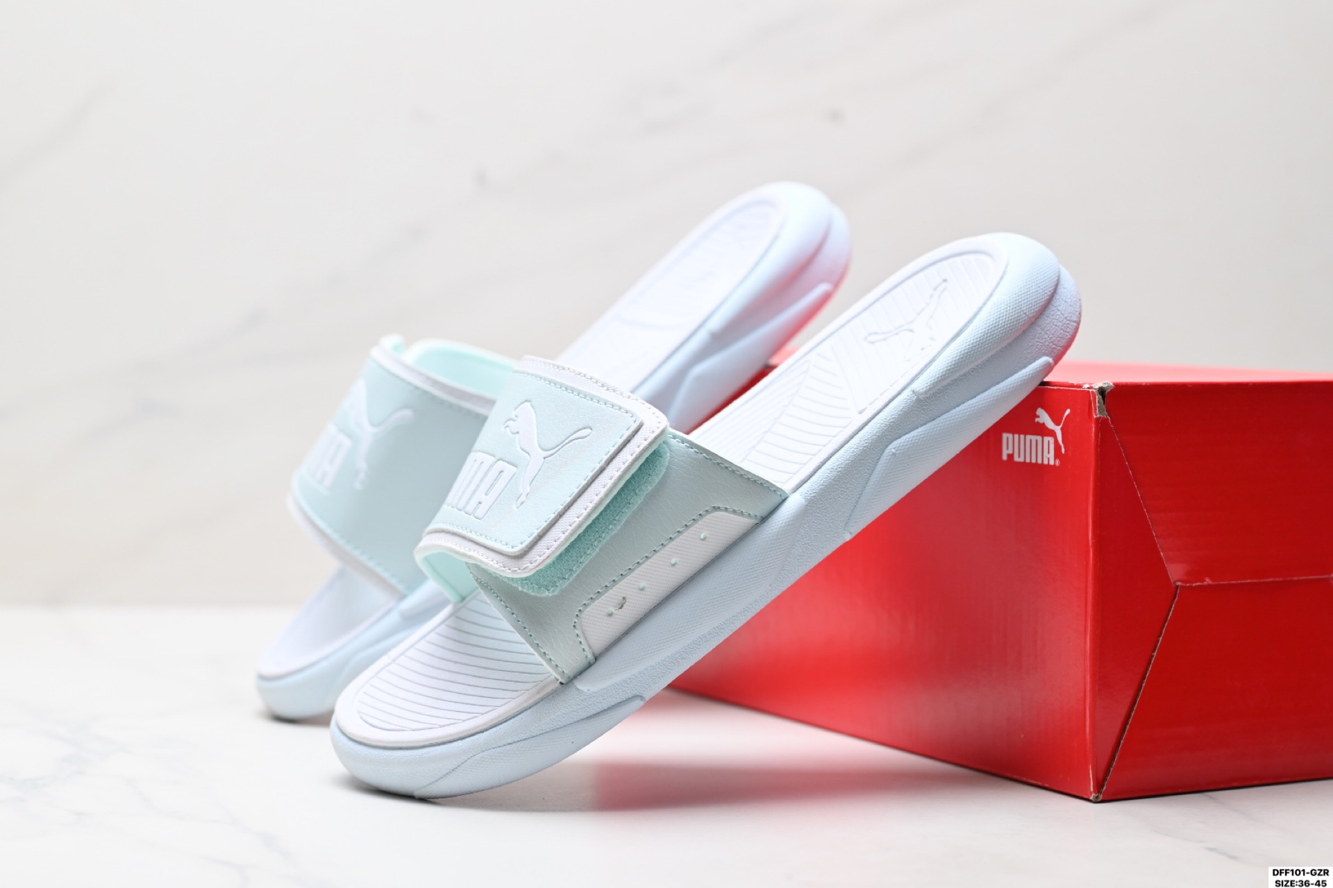 75 PUMA Royalcat Comfort Denim 彪马 魔术贴 舒适透气 橡胶底拖鞋 拖鞋 389154-01-Chinese UA Cheap High Quatity Brand Clothes Bags handbags Sneakers wholesale wholesaler seller from China Factory suppliers Fashion Clothing Shoes best Quality Beautiful Price 75 PUMA Royalcat Comfort Denim 彪马 魔术贴 舒适透气 橡胶底拖鞋 拖鞋 389154-01