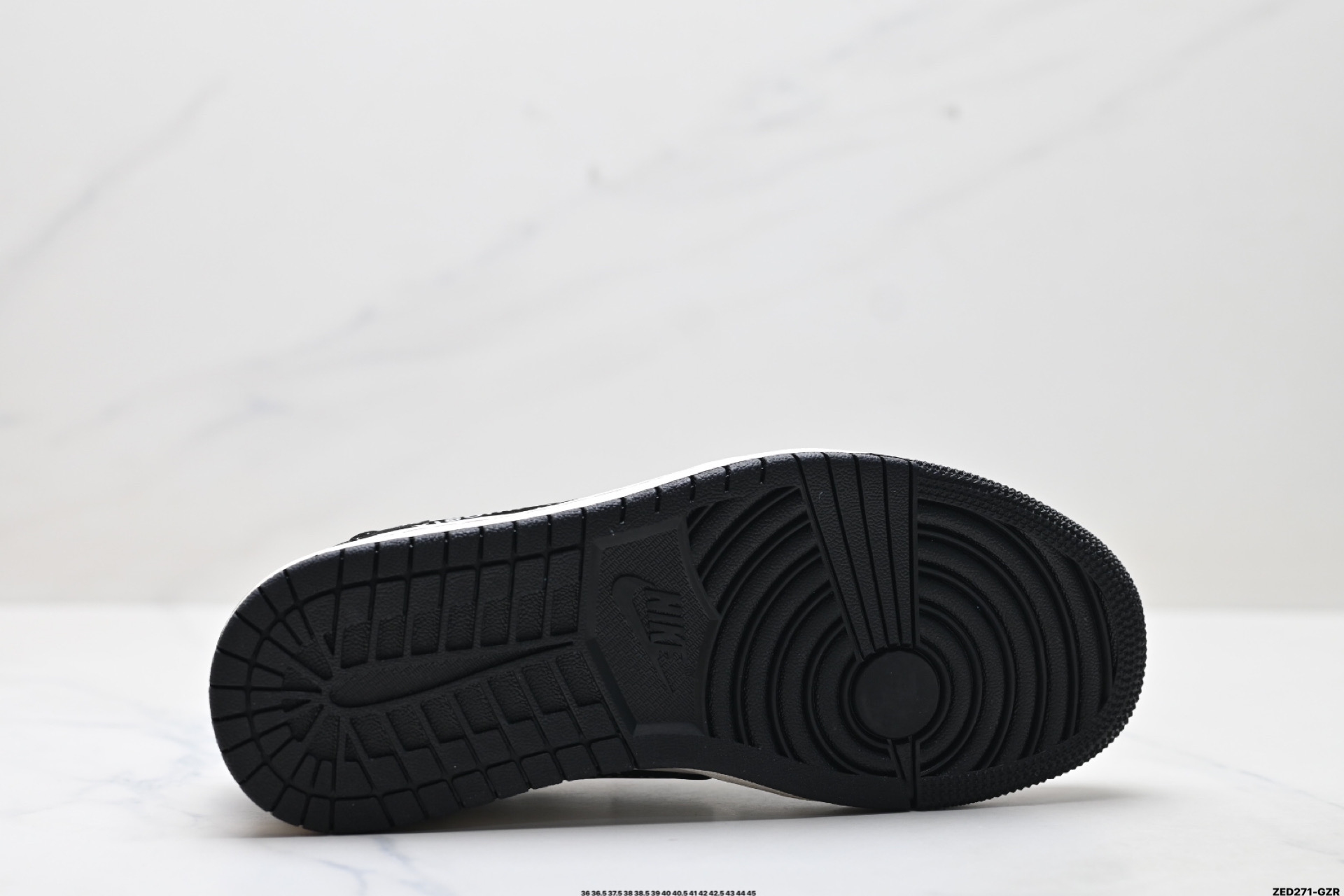 270 Nike Air Jordan 1 x Travis Scott AJ1倒勾 乔一倒钩 ‘DIY’定制 耐克 低帮文化篮球鞋 XX3168-189