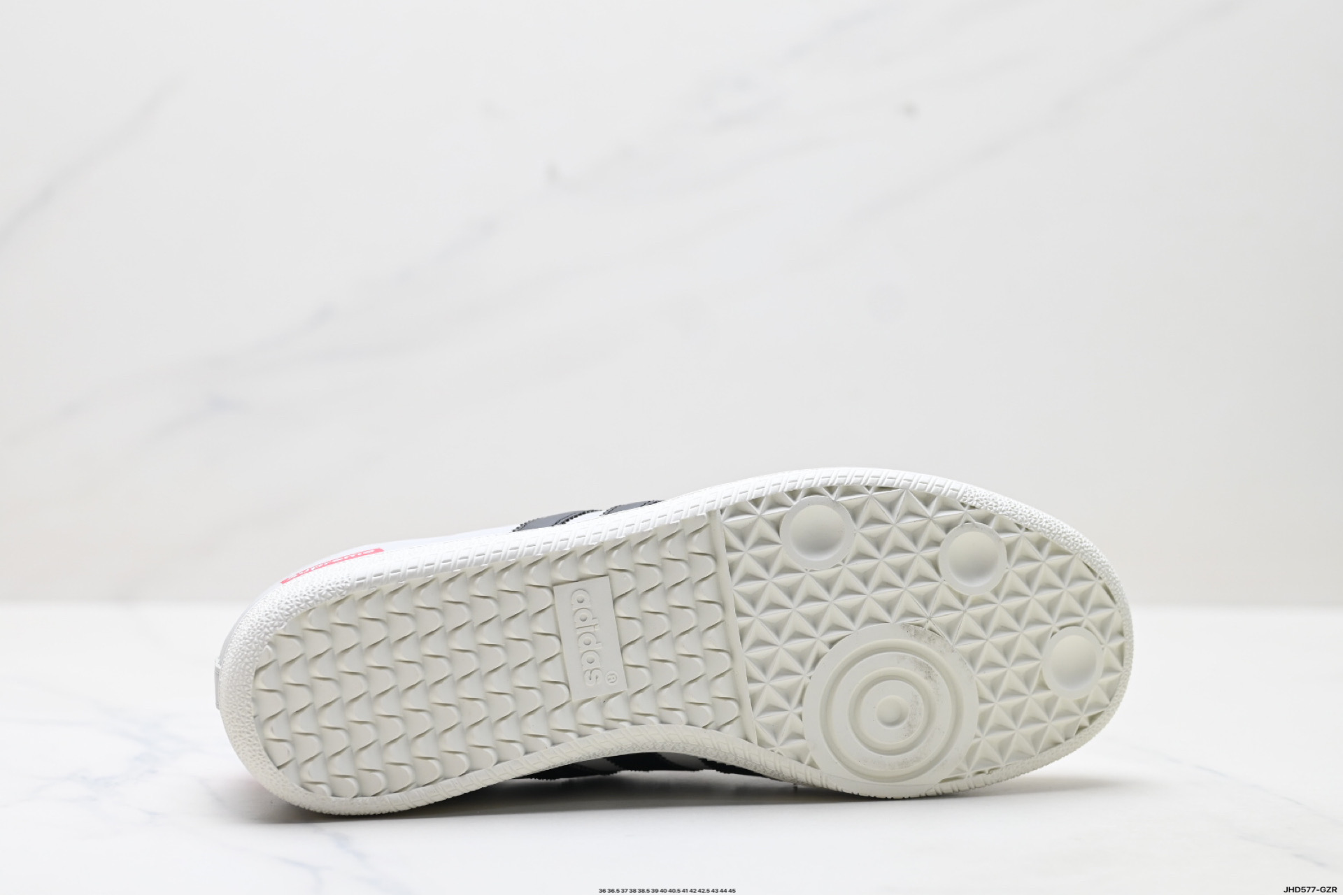 200 Adidas Originals Samba OG ‘DIY’桑巴舞系列 阿迪达斯 三叶草绅士德训足球风百搭低帮休闲运动板鞋 GJ75814