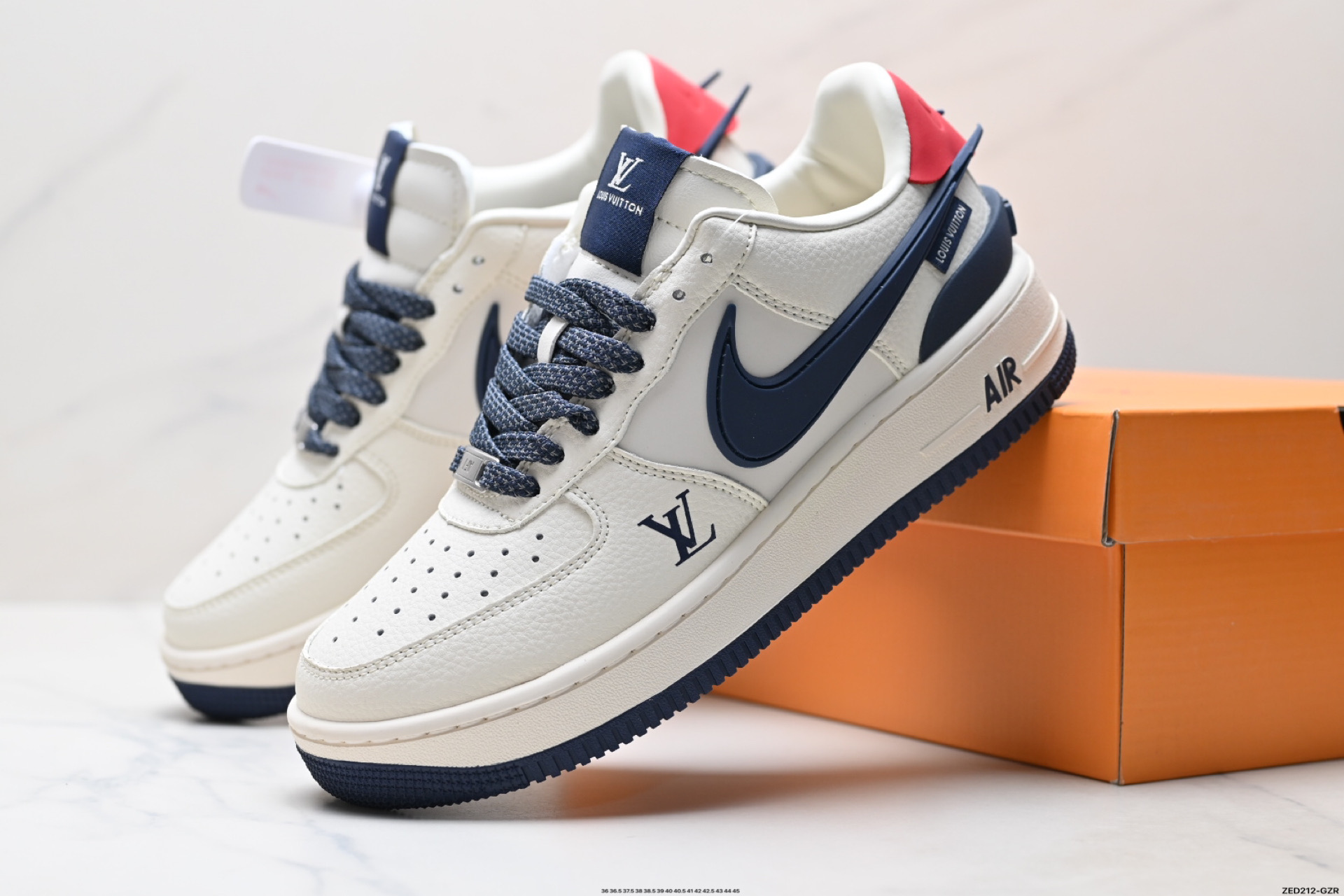 270 NIKE AIR FORCE 1 LOW SP XS3464-575