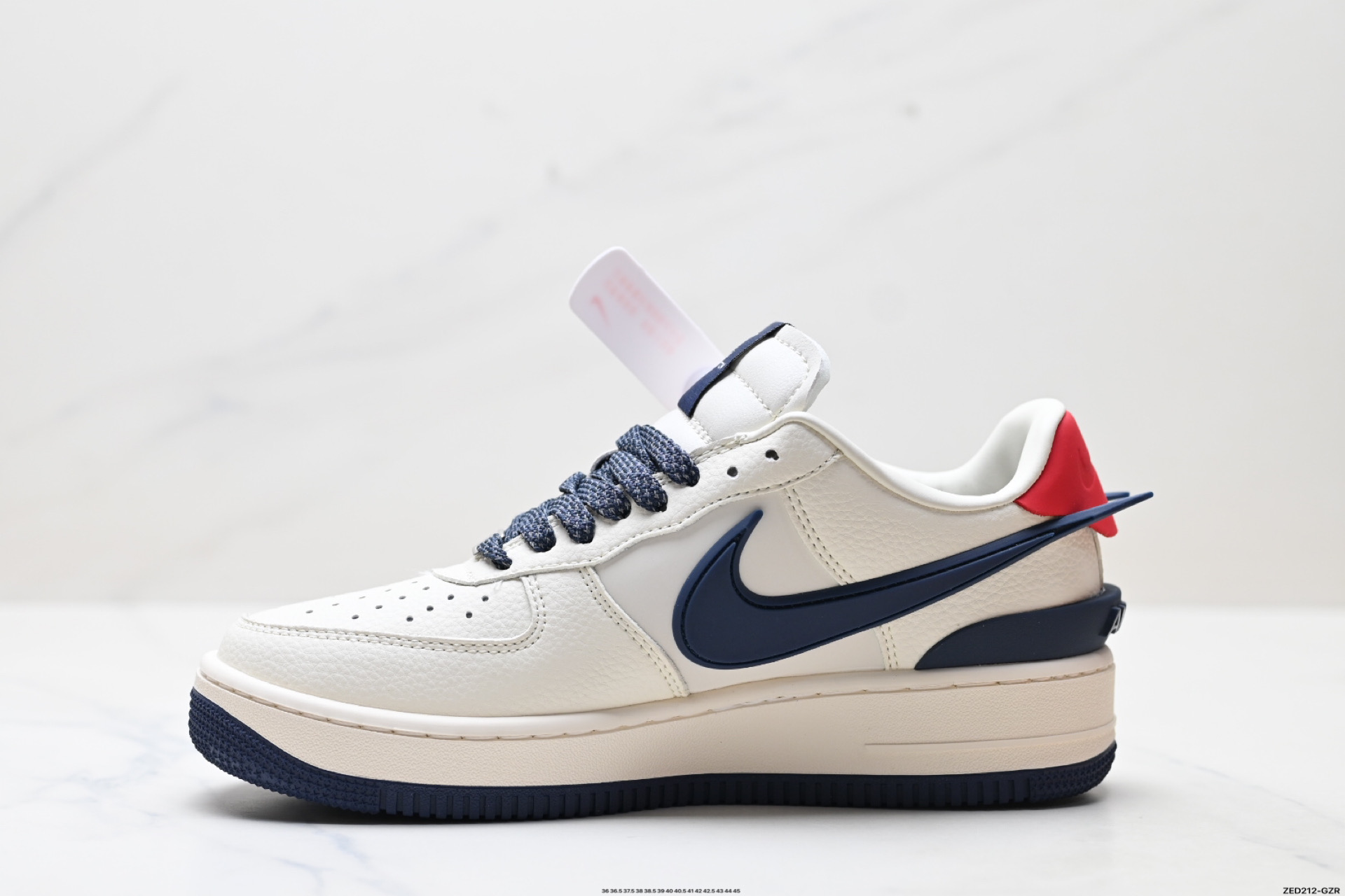 270 NIKE AIR FORCE 1 LOW SP XS3464-575