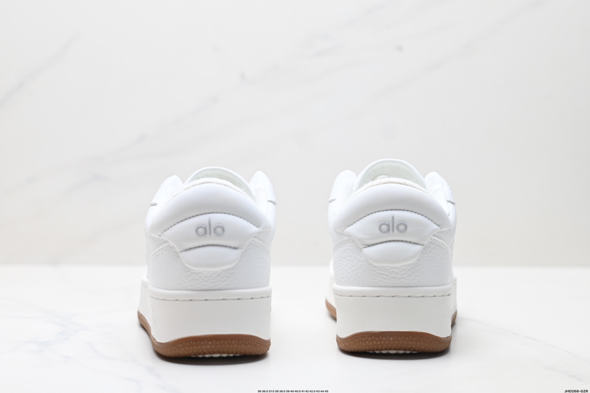 Alo Yoga Recovery Mode Zapatillas Blancas de Cuero para Mujer - Comodidad y Estilo 7 i1751129812087 6913 0 5