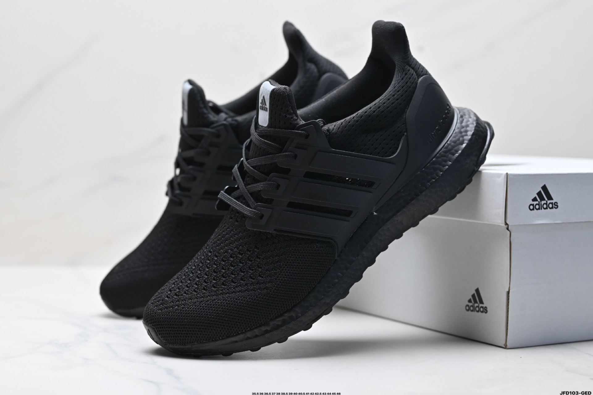 180 Adidas Ultraboost 1.0 阿迪达斯 耐磨缓震休闲运动跑鞋 HQ4199