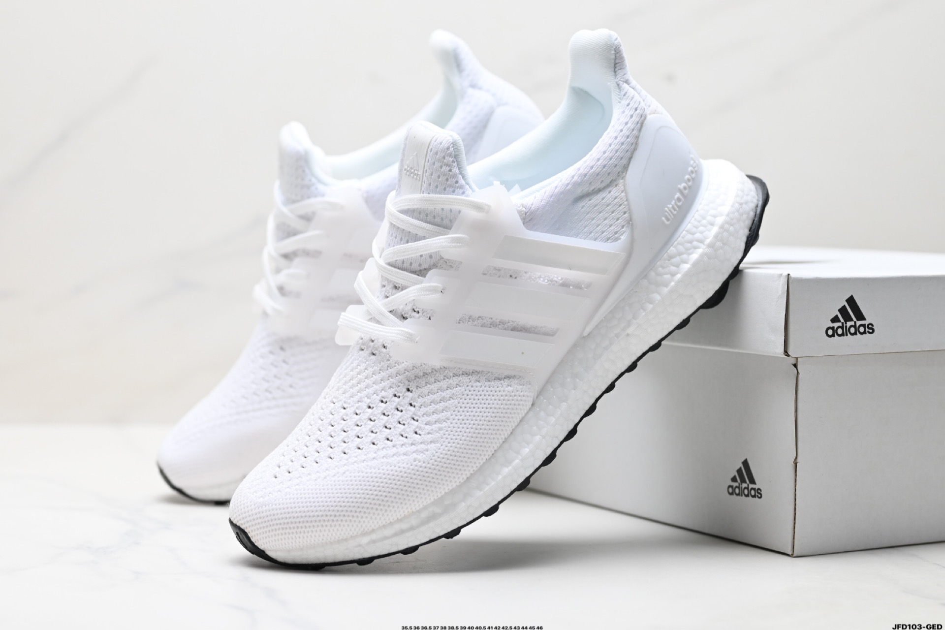 180 Adidas Ultraboost 1.0 阿迪达斯 耐磨缓震休闲运动跑鞋 HQ4199