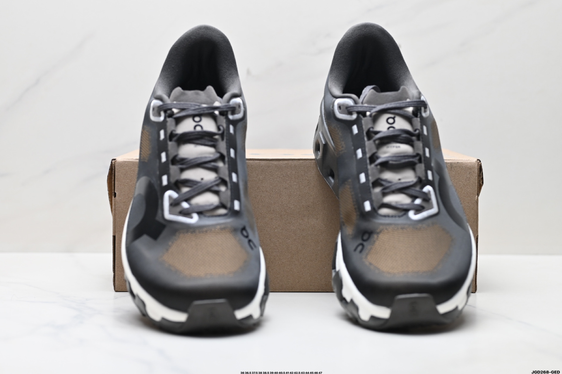 190 On Cloudmonster Hyper 昂跑 户外街头机能风新兴品牌轻便低帮跑步鞋