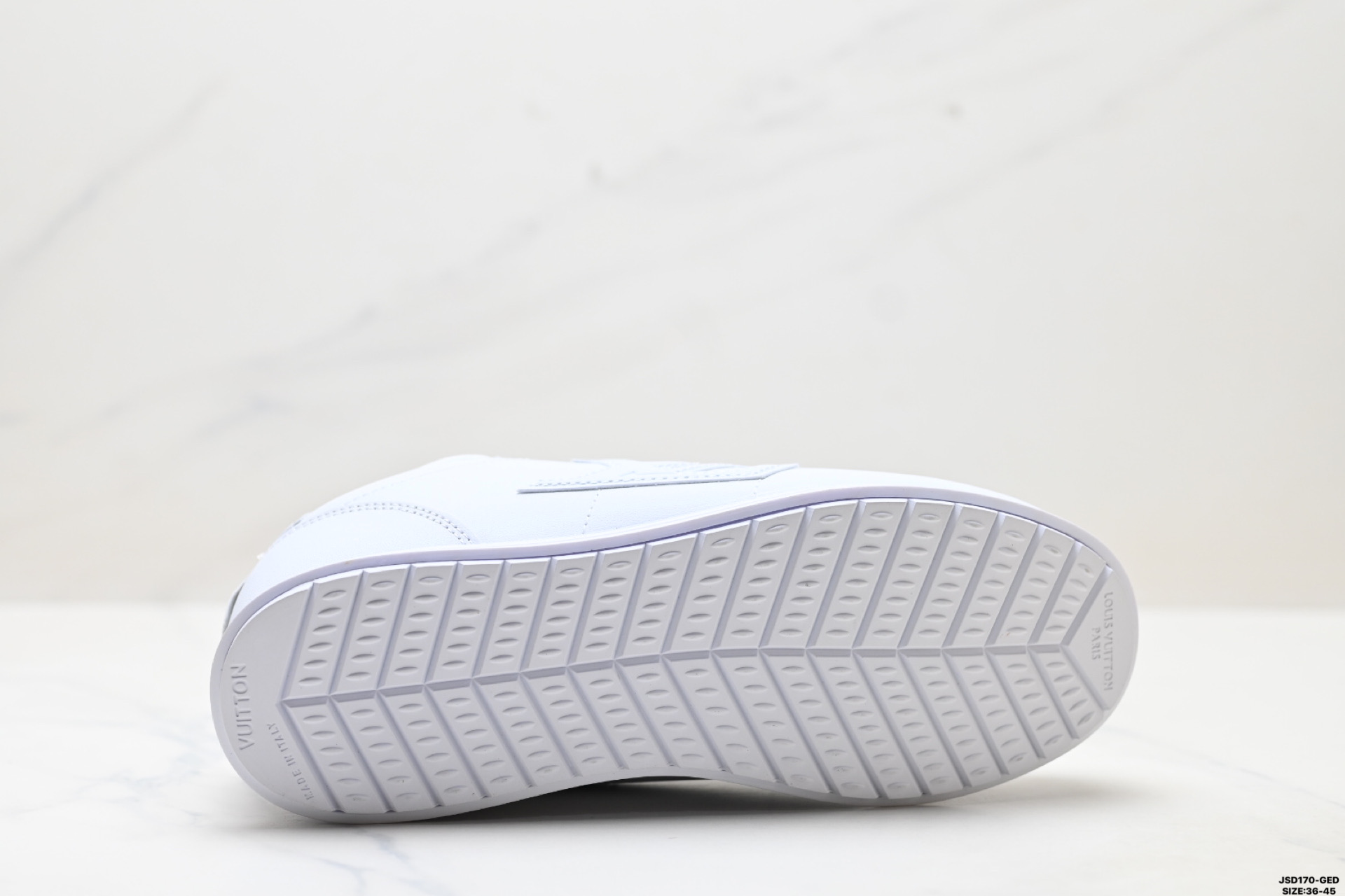 210 LOUIS VUITTON x Nigo 联名款 Buttersoft FW25 圆头系带 低帮 生活休闲鞋