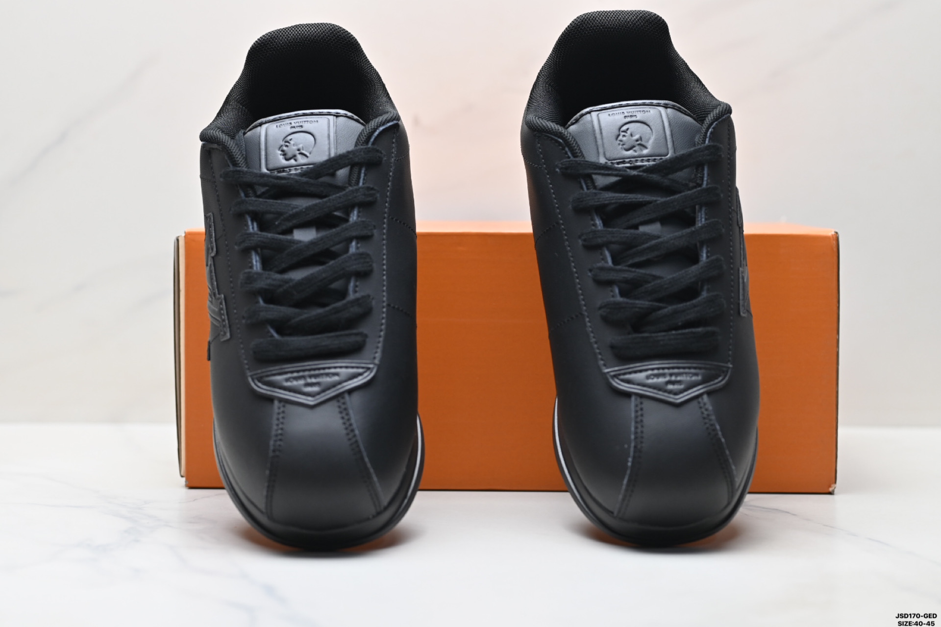 210 LOUIS VUITTON x Nigo 联名款 Buttersoft FW25 圆头系带 低帮 生活休闲鞋