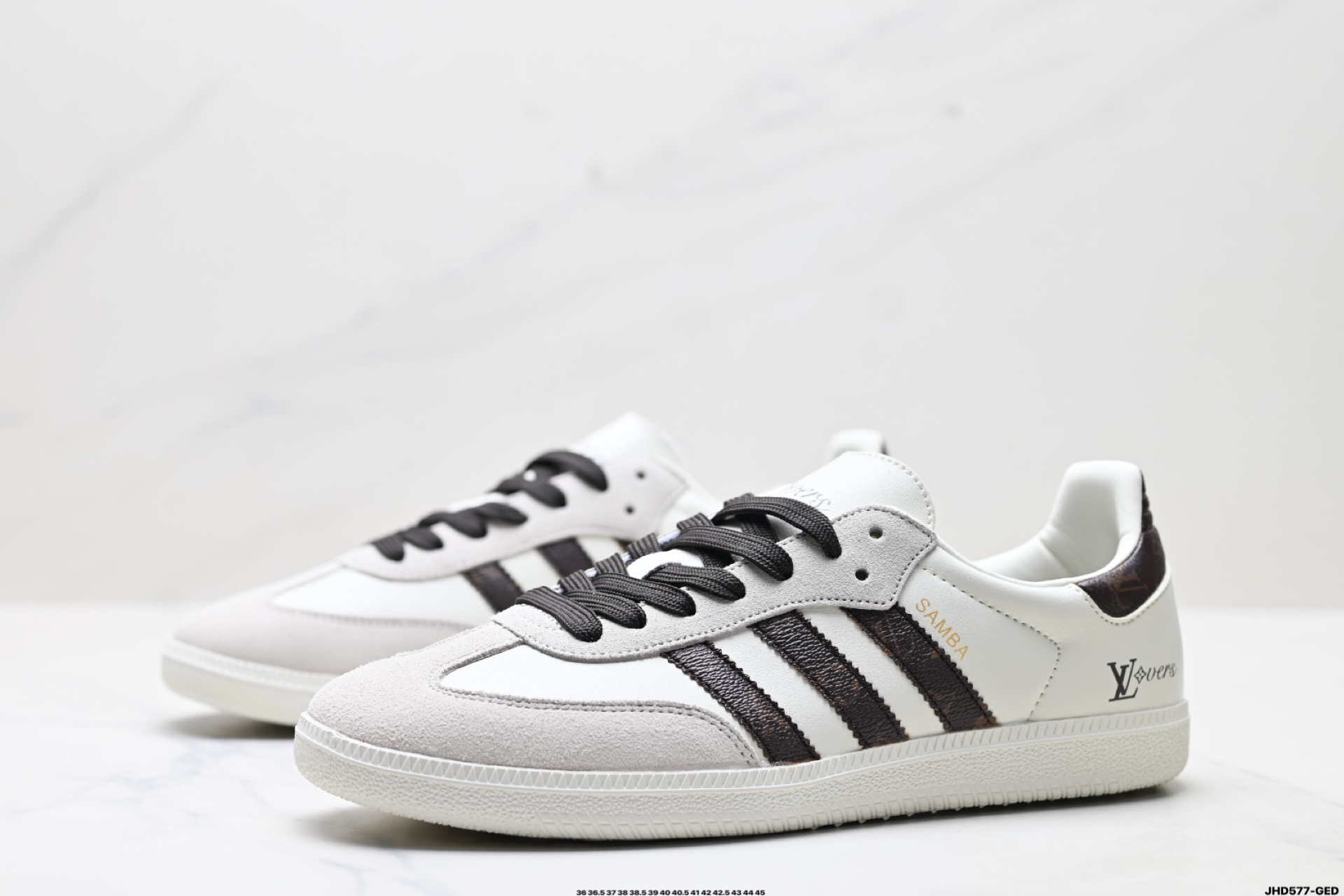 200 Adidas Originals Samba OG ‘DIY’桑巴舞系列 阿迪达斯 三叶草绅士德训足球风百搭低帮休闲运动板鞋 GJ75803