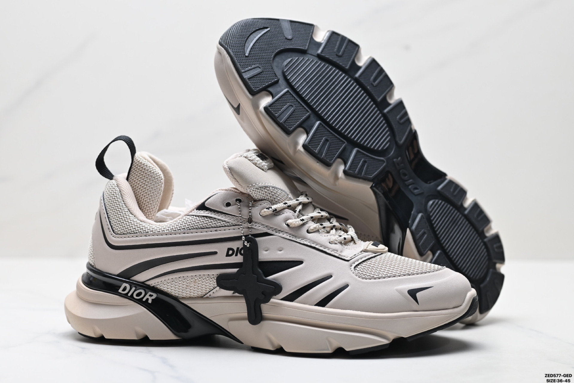 270 Dior迪奥 Blade Runner Microfiber Me B44 复古休闲老爹鞋