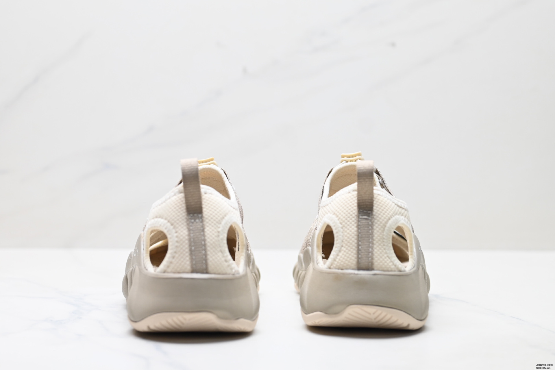 160 KEEN科恩 Newport H2 户外休闲低帮运动凉鞋 防滑透气耐磨 溯溪鞋