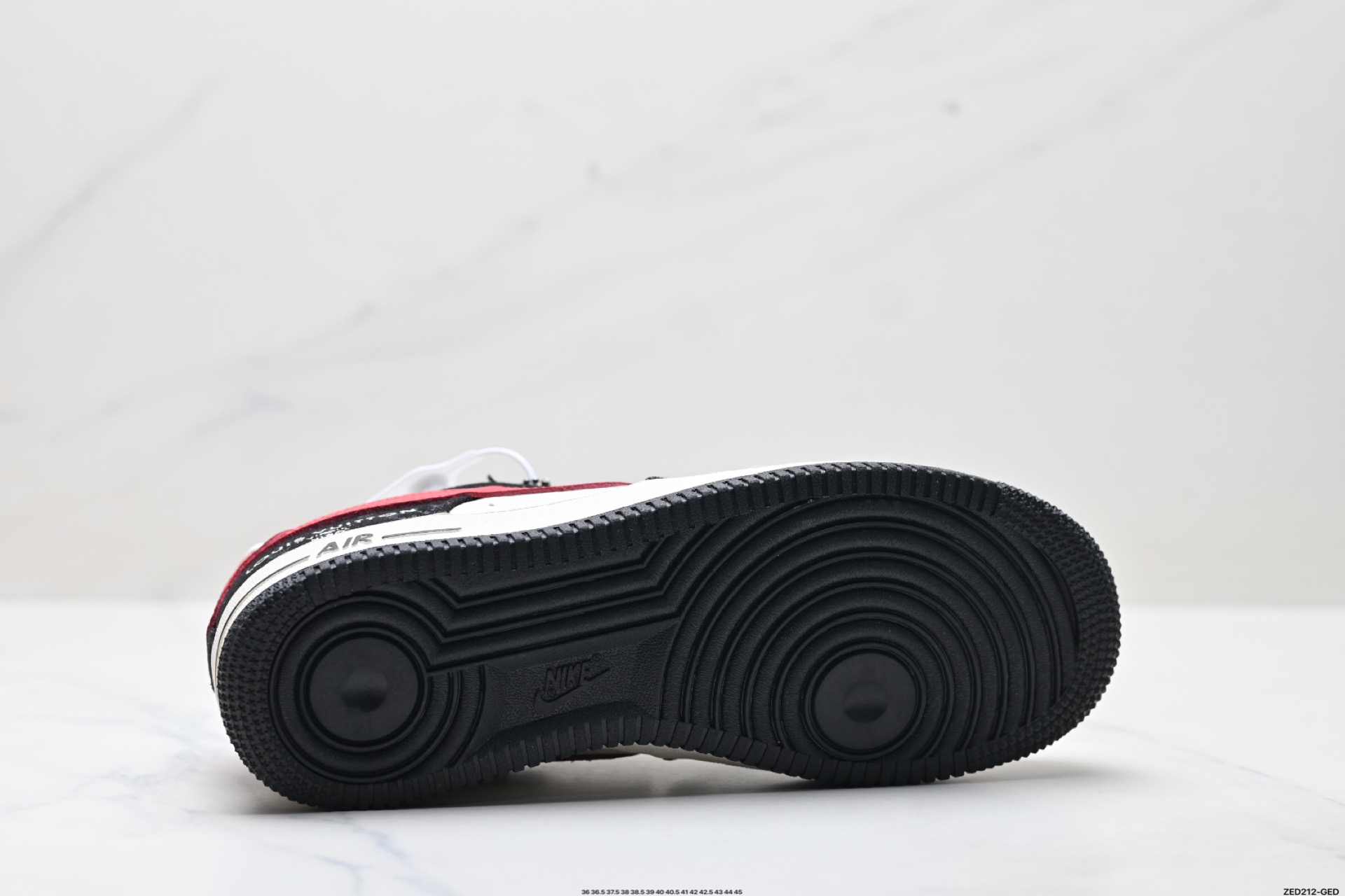 270 NIKE AIR FORCE 1‘07 LX ZD1988-002