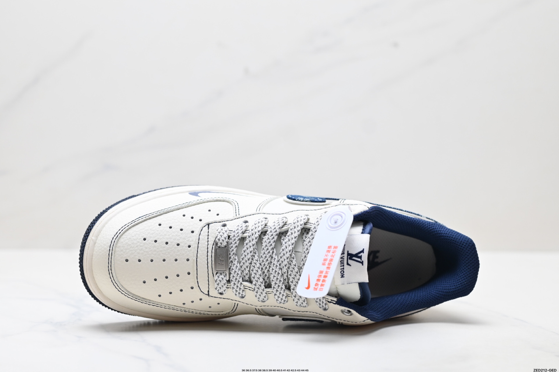 270 NIKE AIR FORCE 1‘07 LV8 YX5066-345