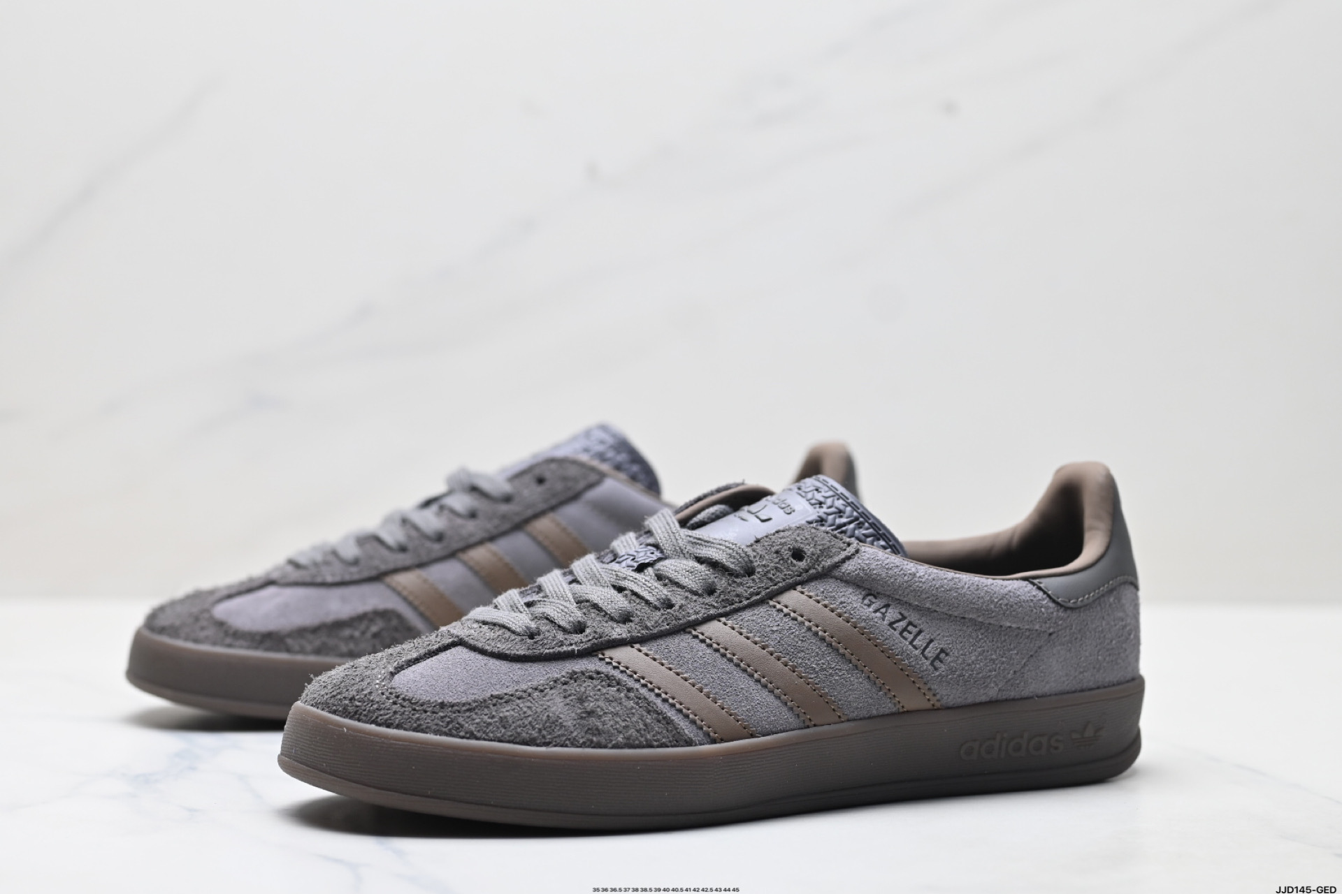 140 Adidas Originals Gazelle Indoor 三叶草休闲防滑耐磨低帮板鞋 JQ6213