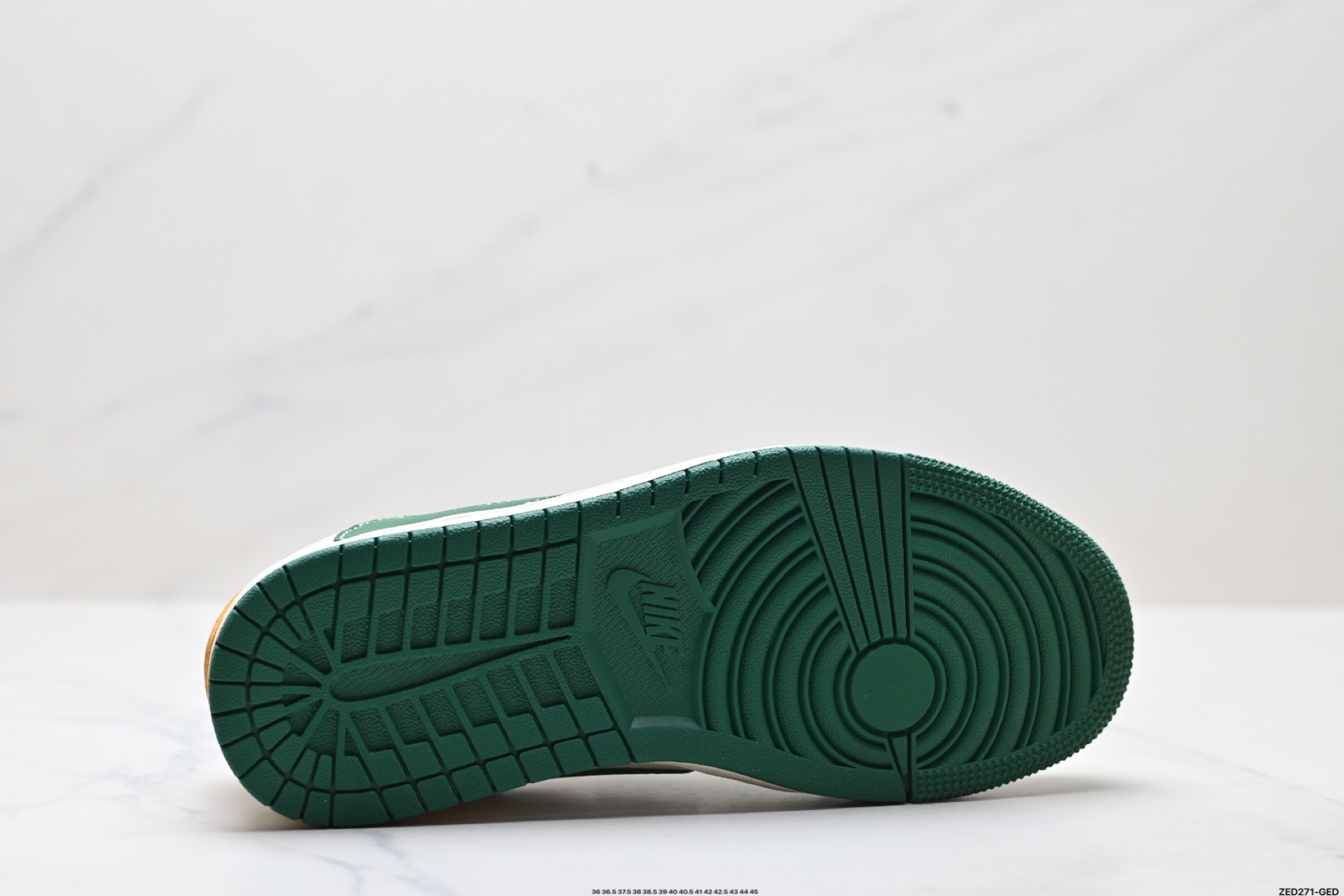 270 Nike Air Jordan 1 x Travis Scott AJ1倒勾 乔一倒钩 ‘DIY’定制 耐克 低帮文化篮球鞋 ZH2598-161