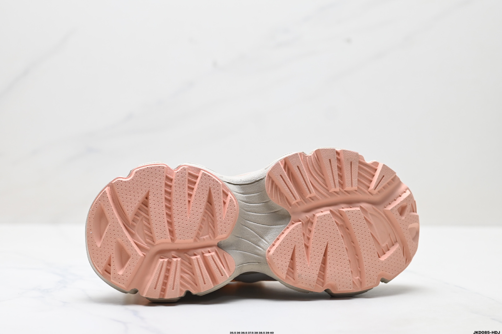 170 MLB Winner Chunky Mask 百搭舒适休闲潮流运动厚底增高防滑耐磨 低帮凉鞋 3ASDW0153