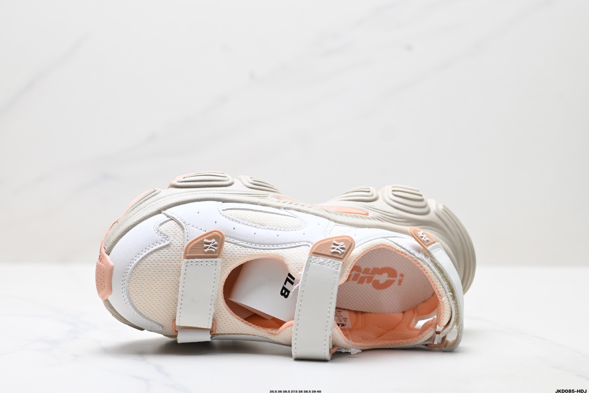 170 MLB Winner Chunky Mask 百搭舒适休闲潮流运动厚底增高防滑耐磨 低帮凉鞋 3ASDW0153