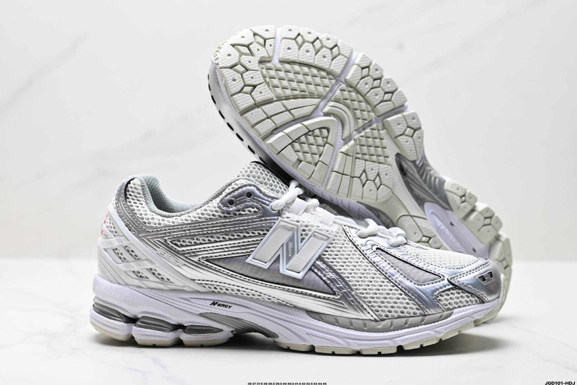 190 New Balance M1906系列 新百伦 复古单品宝藏老爹鞋款 M1906RWF