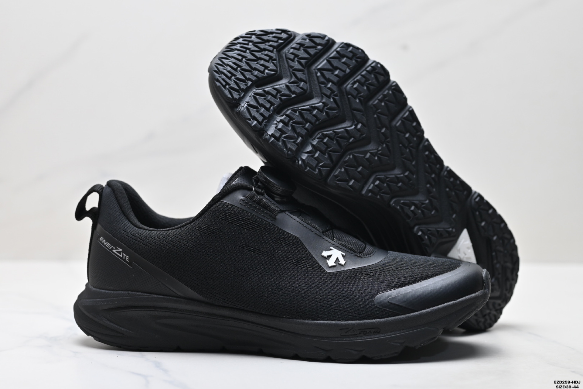 380 纯原迪桑特DESCENTE ENERZITE LAVITATE 3.0 KNIT 时尚防滑 低帮跑步鞋 D5231RRN07