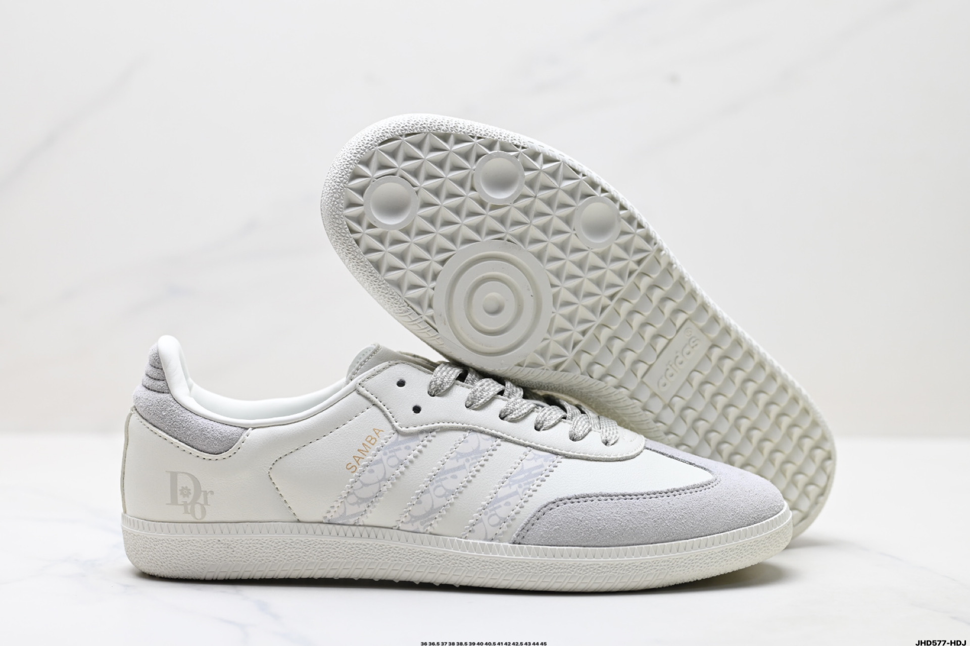 200 Adidas Originals Samba OG ‘DIY’桑巴舞系列 阿迪达斯 三叶草绅士德训足球风百搭低帮休闲运动板鞋 GJ75808