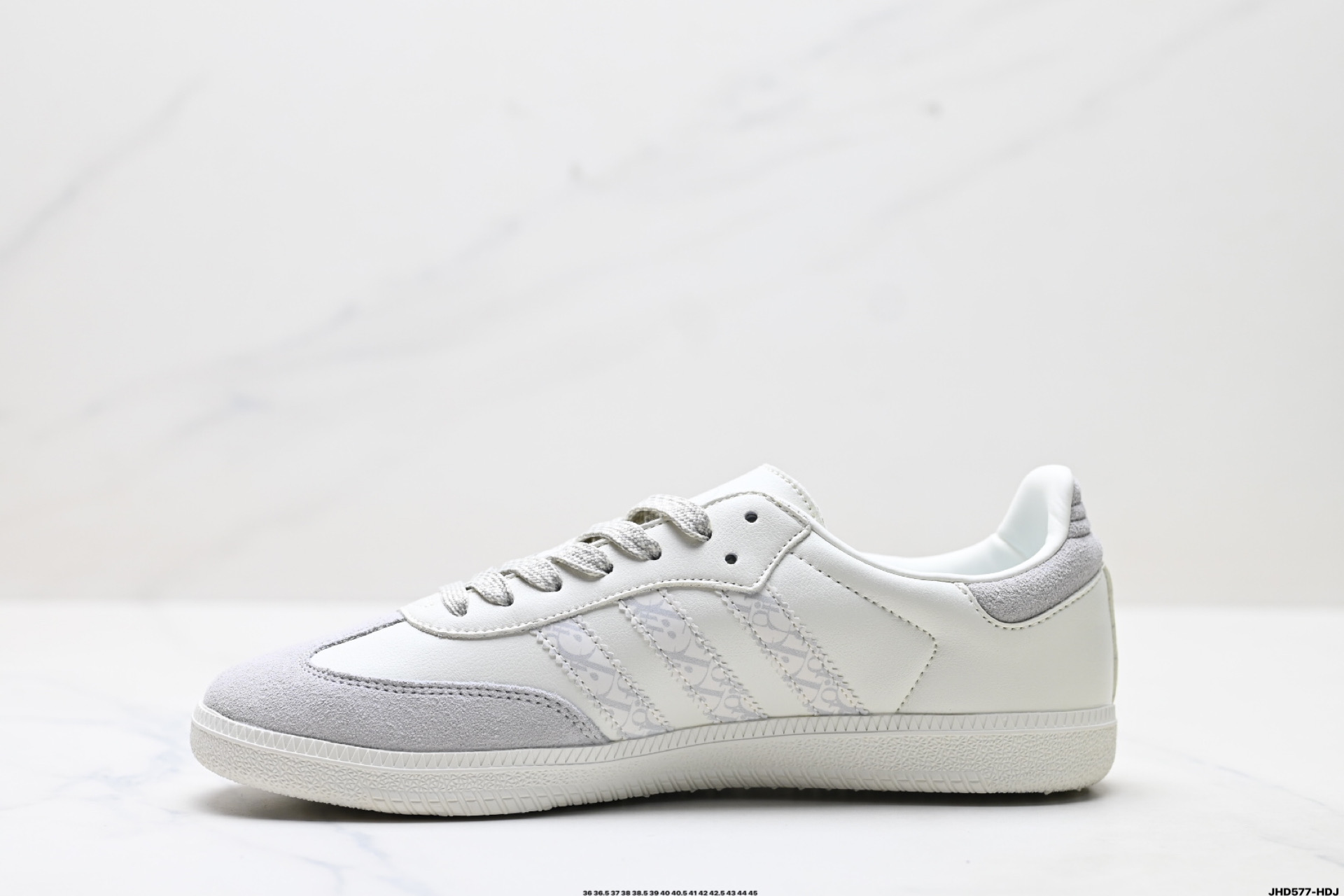 200 Adidas Originals Samba OG ‘DIY’桑巴舞系列 阿迪达斯 三叶草绅士德训足球风百搭低帮休闲运动板鞋 GJ75808