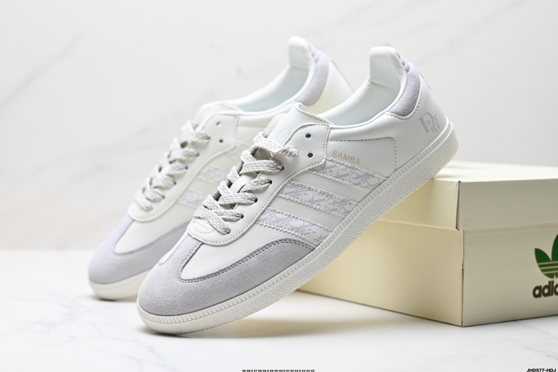 200 Adidas Originals Samba OG ‘DIY’桑巴舞系列 阿迪达斯 三叶草绅士德训足球风百搭低帮休闲运动板鞋 GJ75808