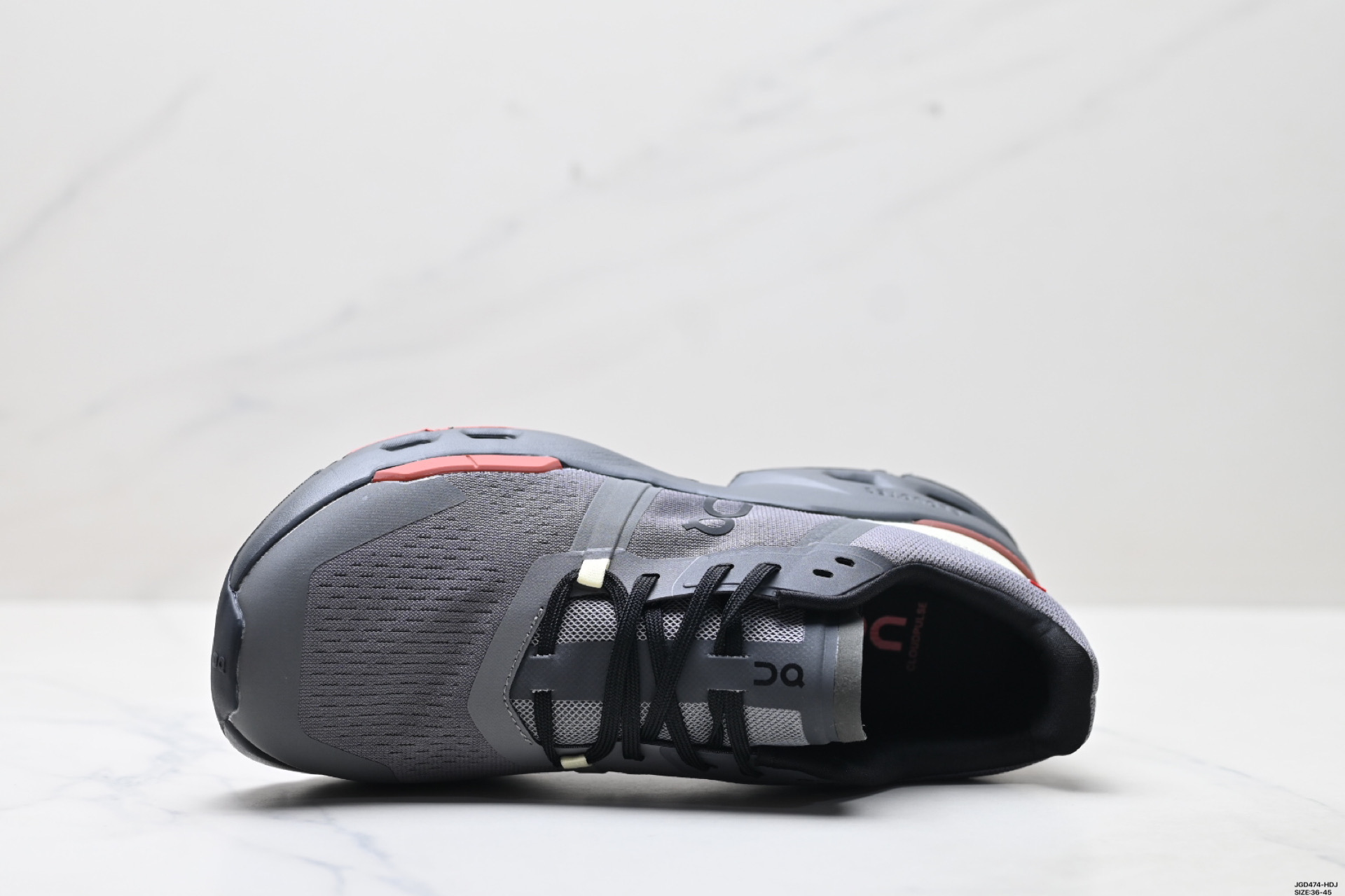 190 On昂跑Cloudpulse 轻量运动休闲鞋 脚感很舒服 鞋底柔软且包裹性好