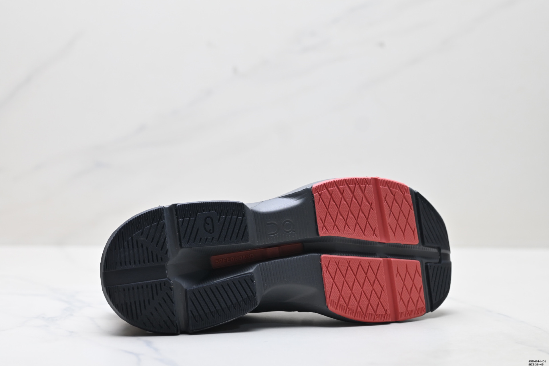 190 On昂跑Cloudpulse 轻量运动休闲鞋 脚感很舒服 鞋底柔软且包裹性好