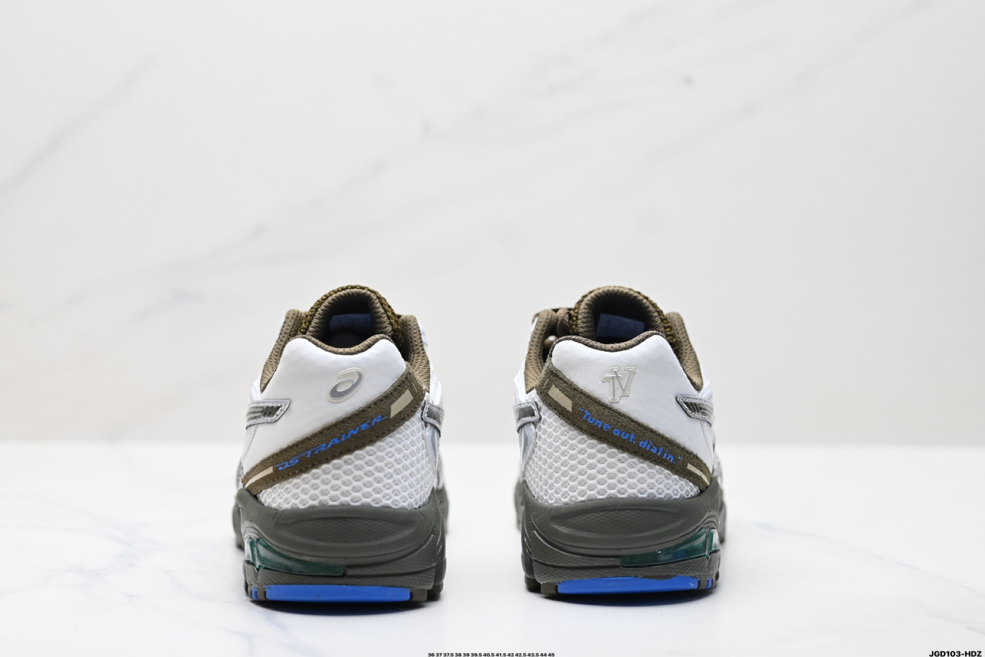 190 Asics GEL-DS TRAINER 14亚瑟士 复古运动休闲运动鞋 老爹鞋 1203A810-101