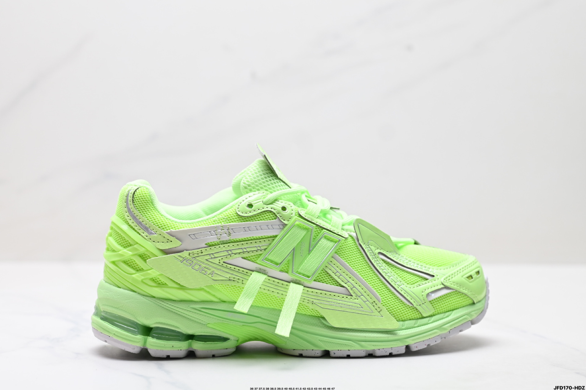 180 New Balance M1906系列 新百伦 复古单品宝藏老爹鞋款 U1906RNE