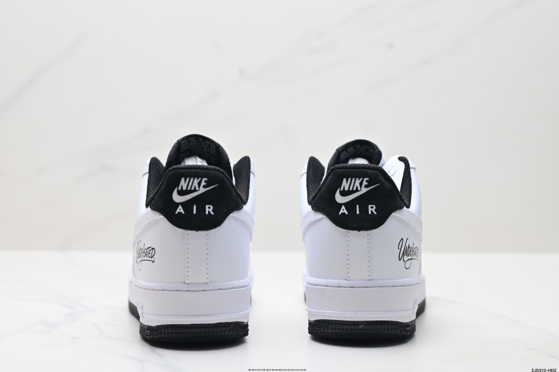 250 NIKE AIR FORCE 1‘07 ZH0316-102