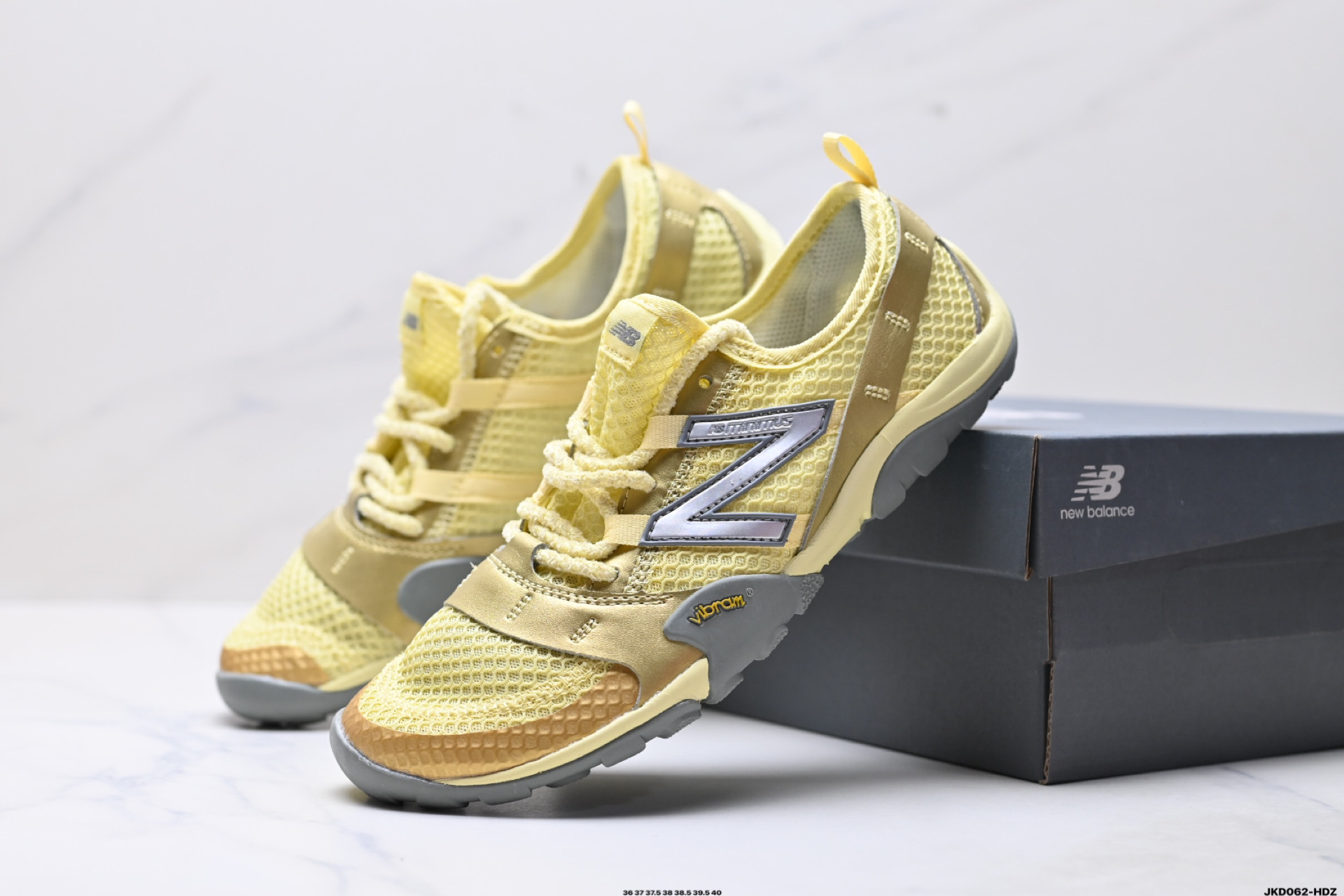 170 New Balance MT10系列 新百伦 薄底赤足鞋 防滑耐磨平衡轻便 低帮休闲城市通勤跑步鞋 MT10OMB