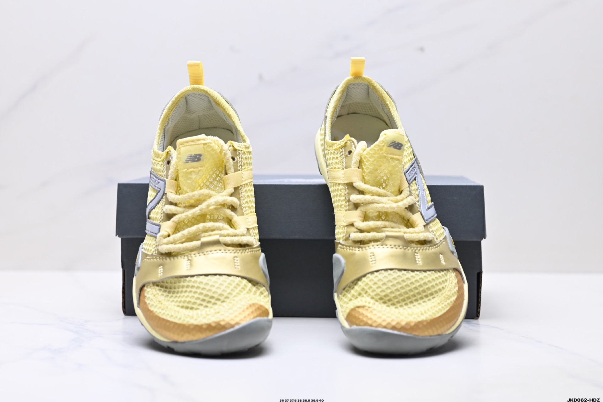 170 New Balance MT10系列 新百伦 薄底赤足鞋 防滑耐磨平衡轻便 低帮休闲城市通勤跑步鞋 MT10OMB