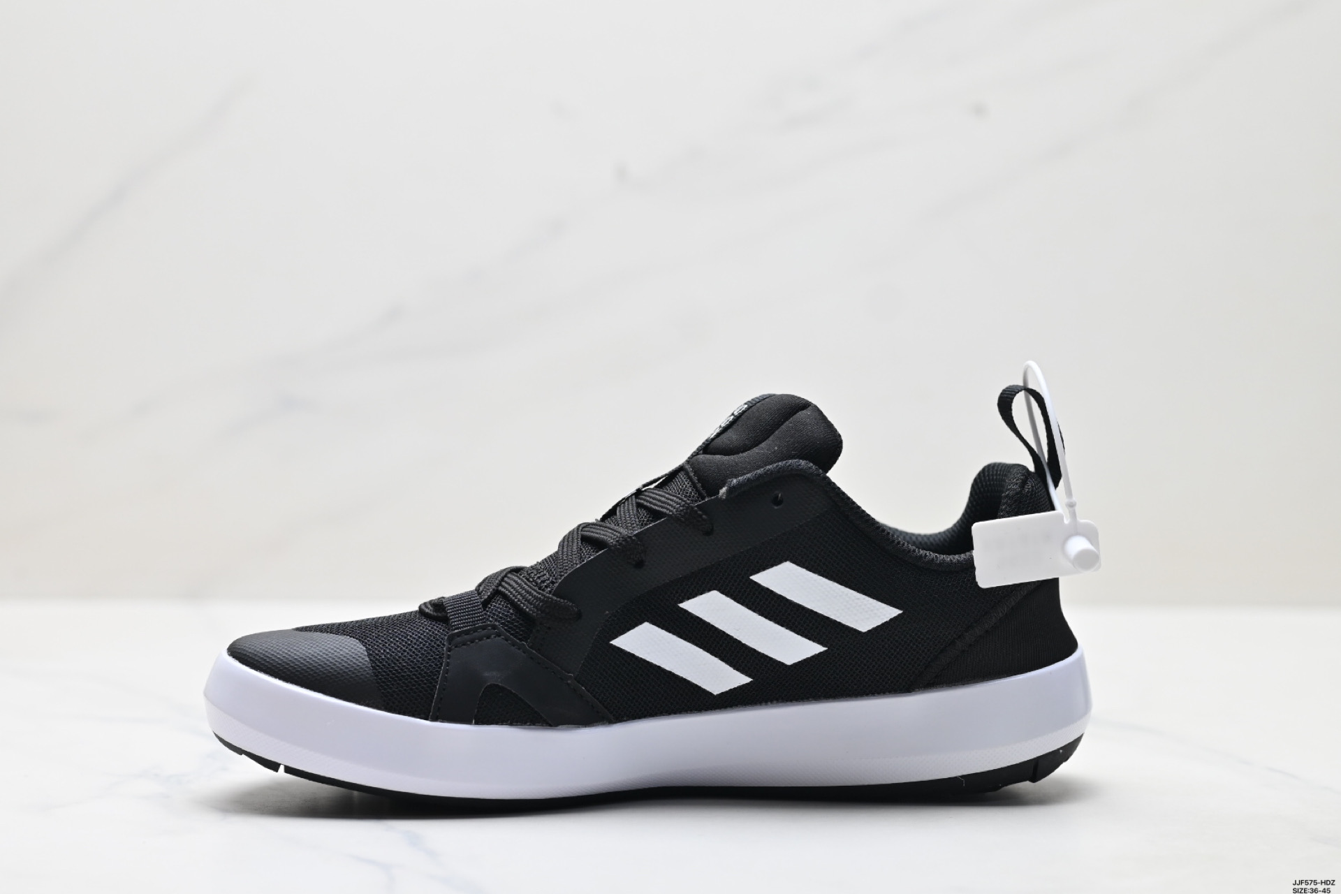 💰155
真标✅阿迪达斯真标 Adidas TERREX BOAT S.RDY 三叶草真标高品质涉水 溯溪时尚潮流休闲鞋 
货号:BC0506
尺码:36-45
ID:JJF575-HDZ