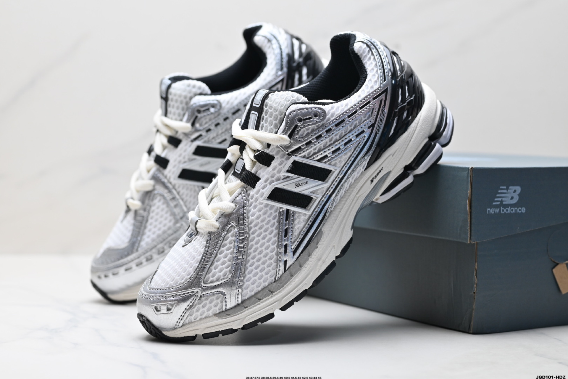 190 New Balance M1906系列 新百伦 复古单品宝藏老爹鞋款 M1906RER