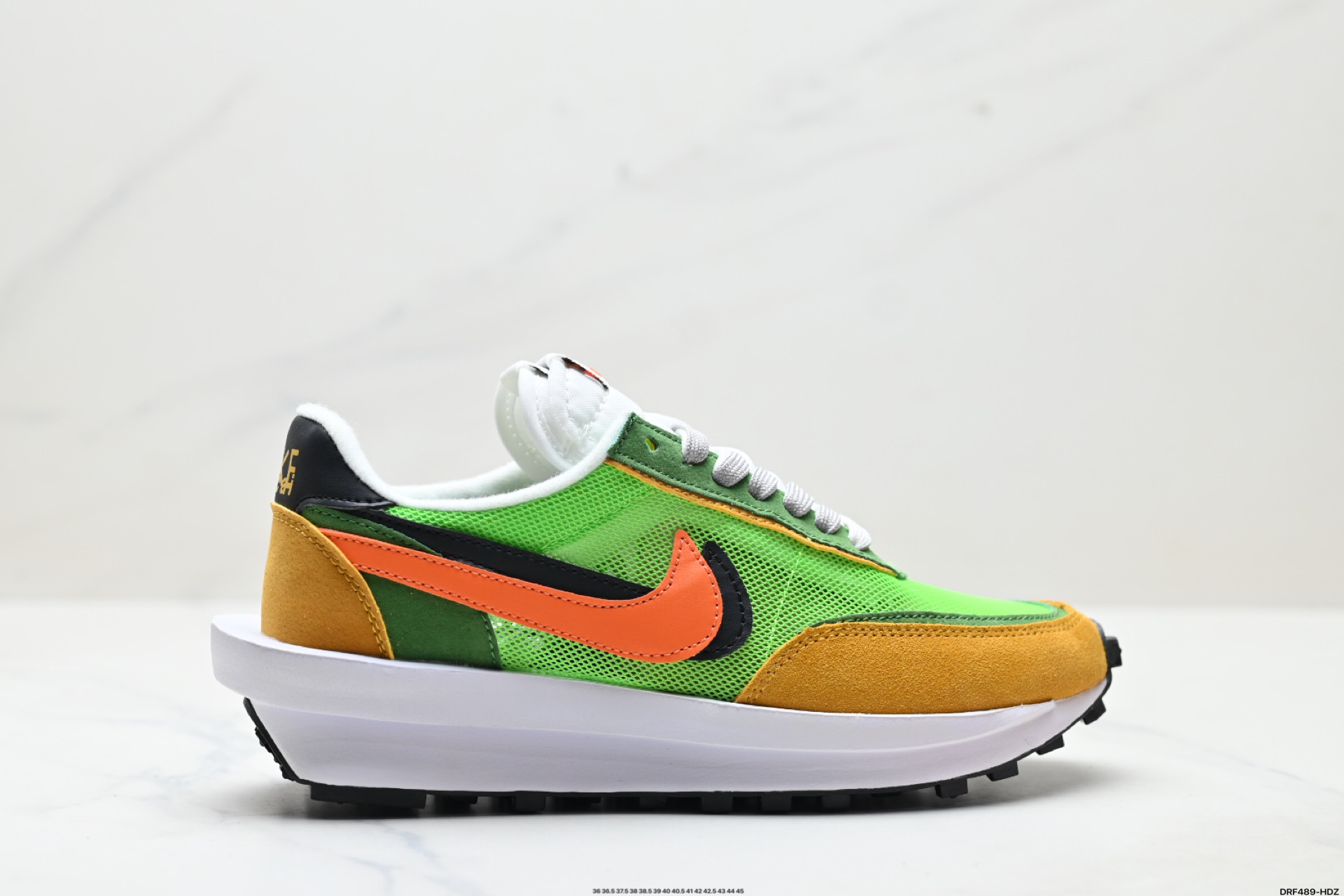 🈴️💰150
真标✅NIKE LDWAFFLE / SF华夫1代
解构高端跑鞋 联名设计
双钩双鞋舌设计 遵循原版
官方货号:DH2684-400
尺码:36 36.5 37.5 38 38.5 39 40 40.5 41 42 42.5 43 44 45
ID:DRF489-HDZ
