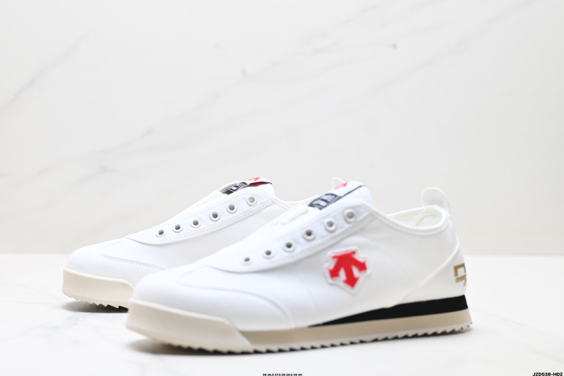 150 DESCENTE迪桑特CHRON系列男女同款CHRON复古运动休闲鞋帆布鞋 D4231LSN14-Chinese UA Cheap High Quatity Brand Clothes Bags handbags Sneakers wholesale wholesaler seller from China Factory suppliers Fashion Clothing Shoes best Quality Beautiful Price 150 DESCENTE迪桑特CHRON系列男女同款CHRON复古运动休闲鞋帆布鞋 D4231LSN14