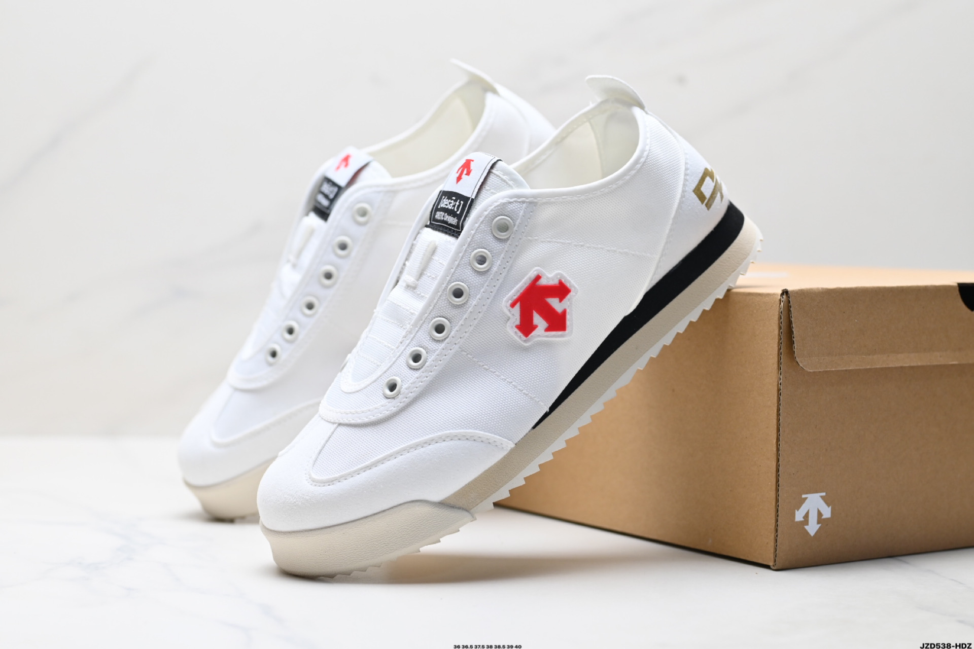 150 DESCENTE迪桑特CHRON系列男女同款CHRON复古运动休闲鞋帆布鞋 D4231LSN14-Chinese UA Cheap High Quatity Brand Clothes Bags handbags Sneakers wholesale wholesaler seller from China Factory suppliers Fashion Clothing Shoes best Quality Beautiful Price 150 DESCENTE迪桑特CHRON系列男女同款CHRON复古运动休闲鞋帆布鞋 D4231LSN14