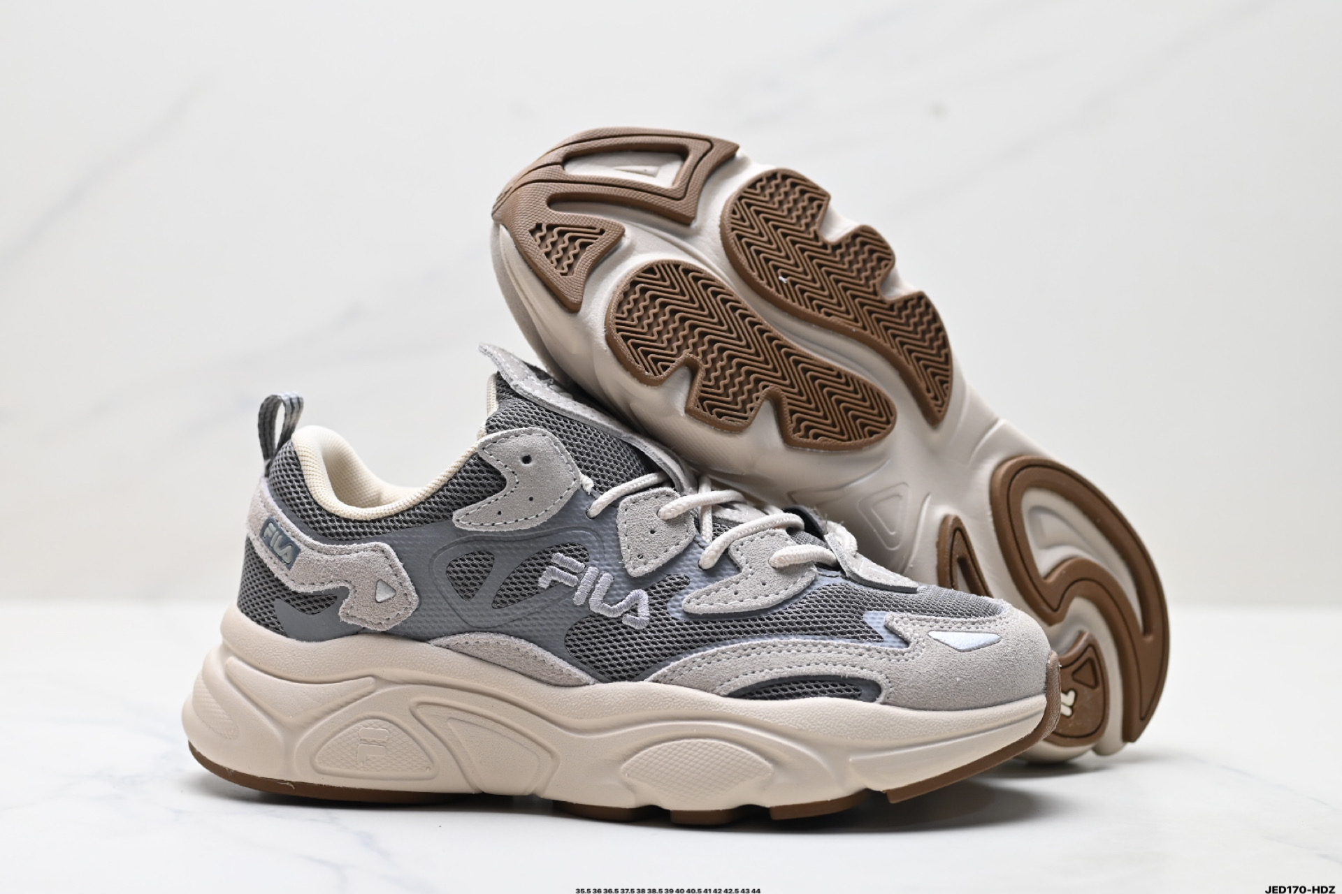 Fila Mars 1.0: Zapatillas Cómodas, Antideslizantes y Resistentes para el Día a Día 7 i1751388985348 4661 0 4
