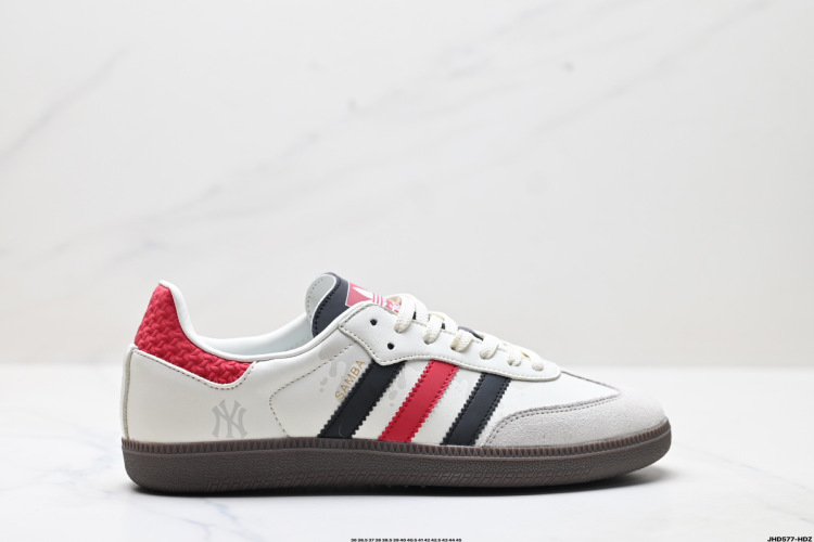 Adidas Originals Samba OG: Classic Leather Low-Top Sneakers - Style & Comfort 1 Adidas Originals Samba OG: Classic Leather Low-Top Sneakers – Style & Comfort