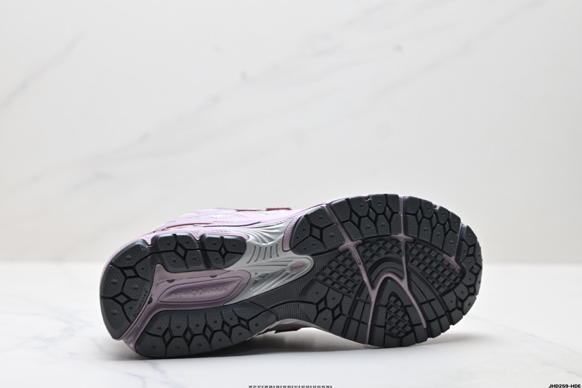 200 New Balance M1906系列 新百伦 复古单品宝藏老爹鞋款 U1906WFA