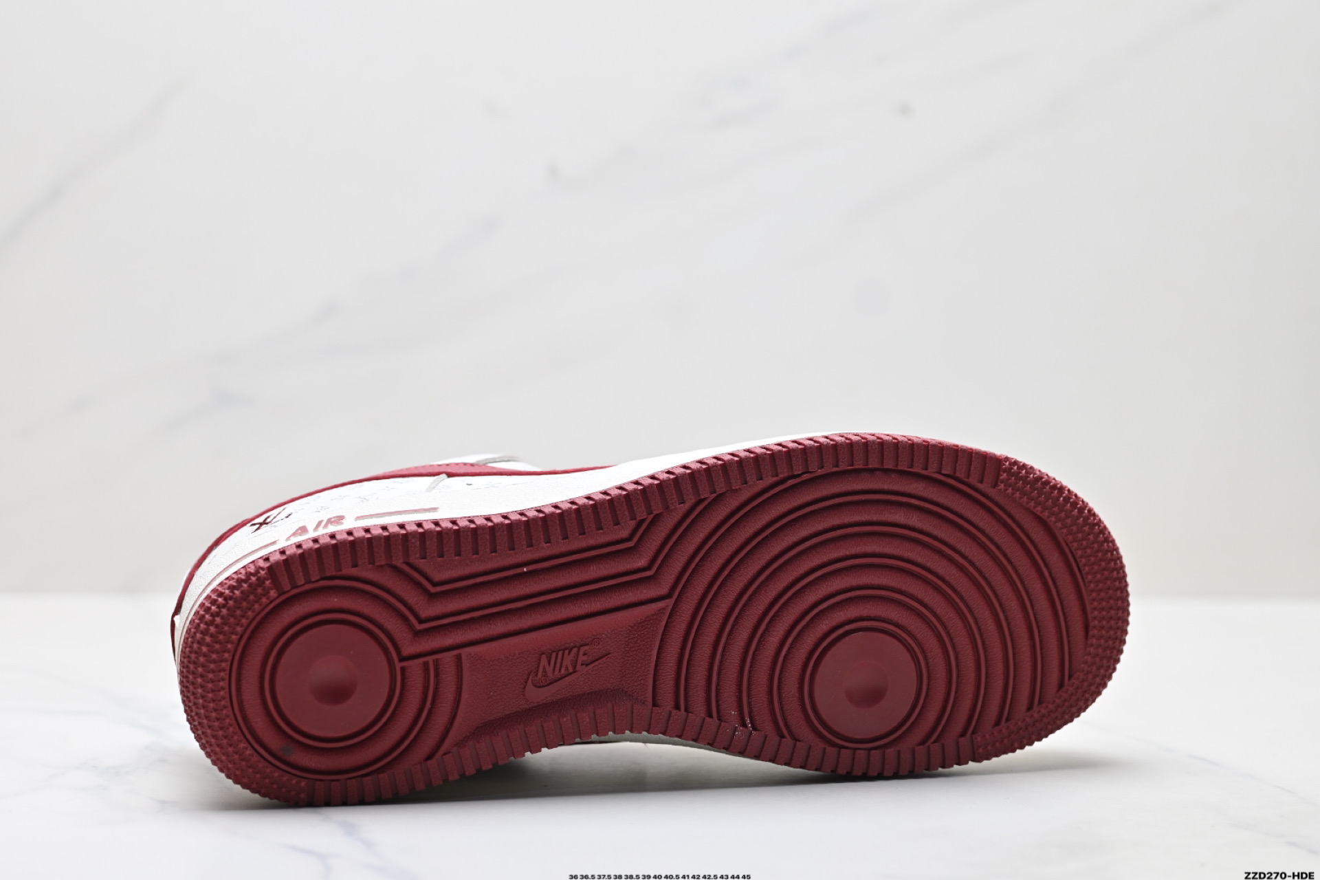 260 NIKE AIR FORCE 1‘07 LV8 LW9279-015